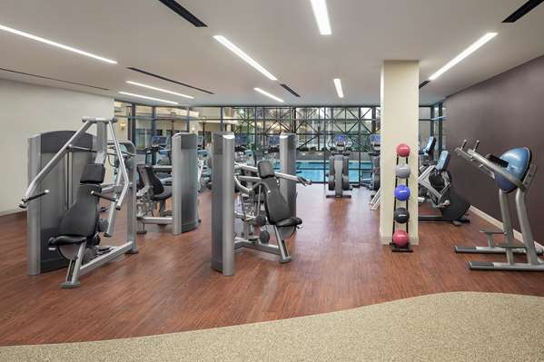 Fitness/ Exercise Room - DoubleTree by Hilton Airport Newark - I-78, Exit 58B