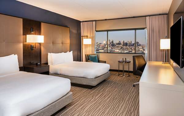  - DoubleTree by Hilton Airport Newark - I-78, Exit 58B