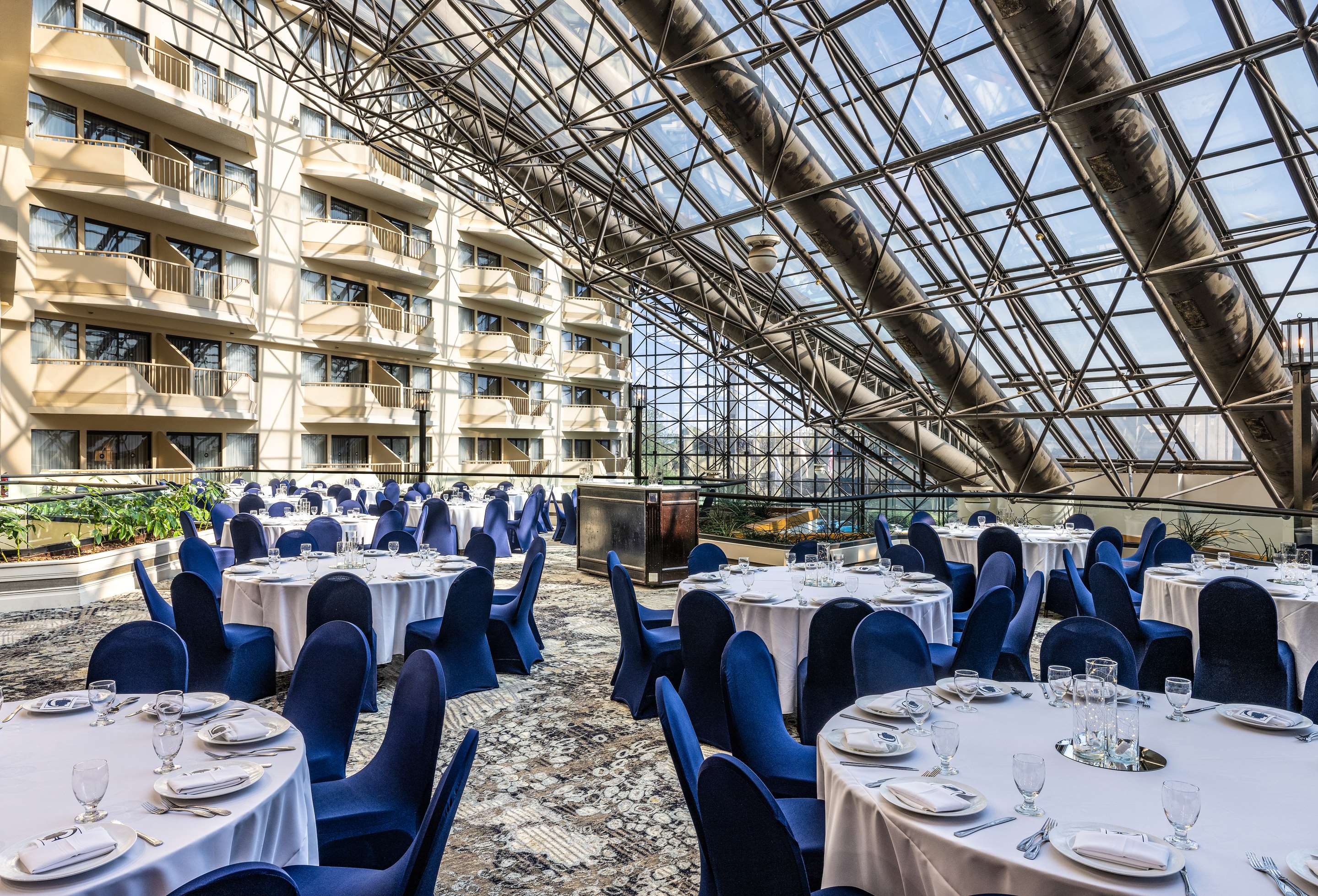 Meeting Room | DoubleTree by Hilton Hotel Newark Airport