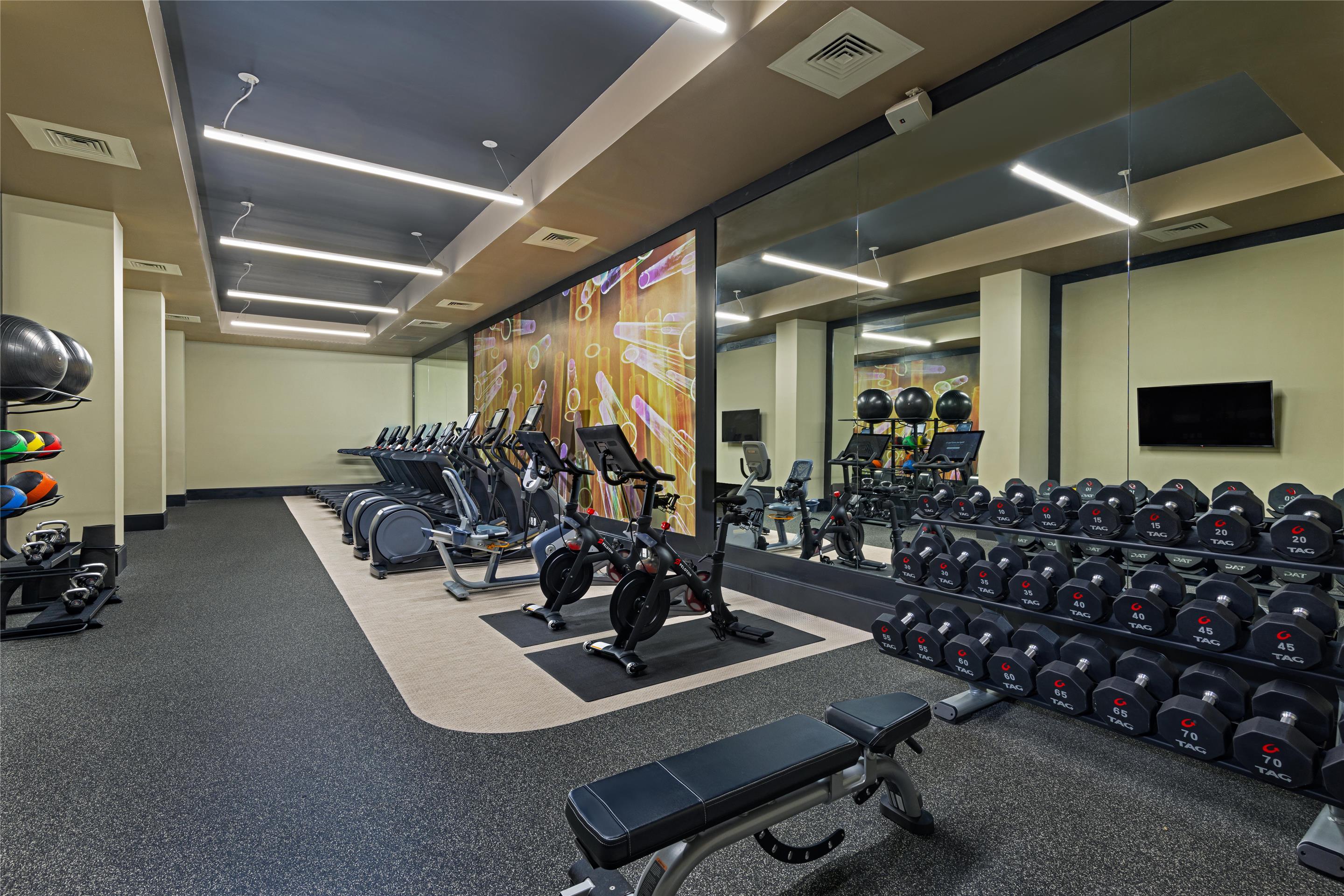 Health club fitness center gym | Hilton Parsippany