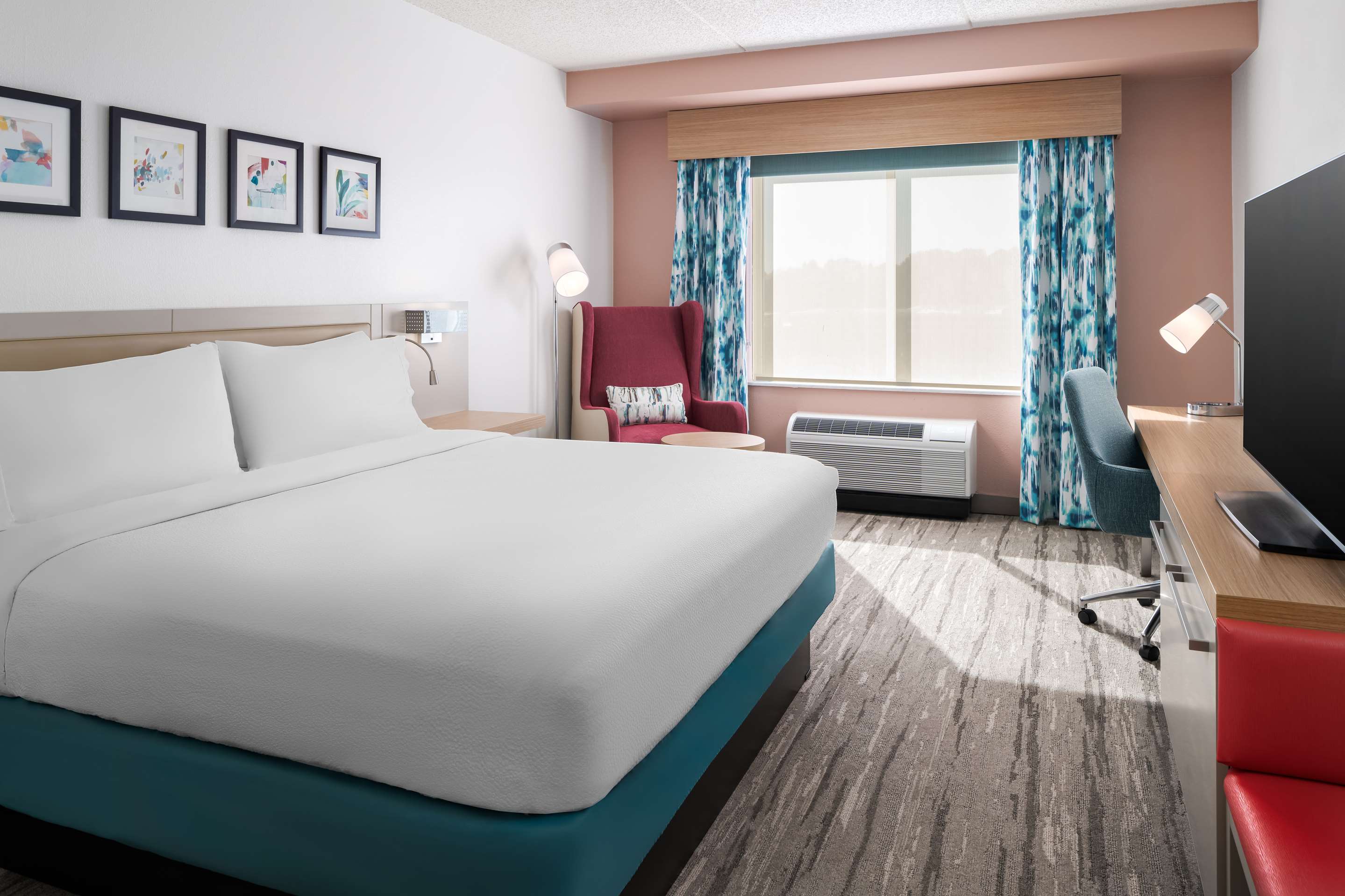 Guest room