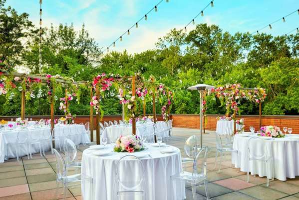 Exterior view - Hilton Hotel Short Hills