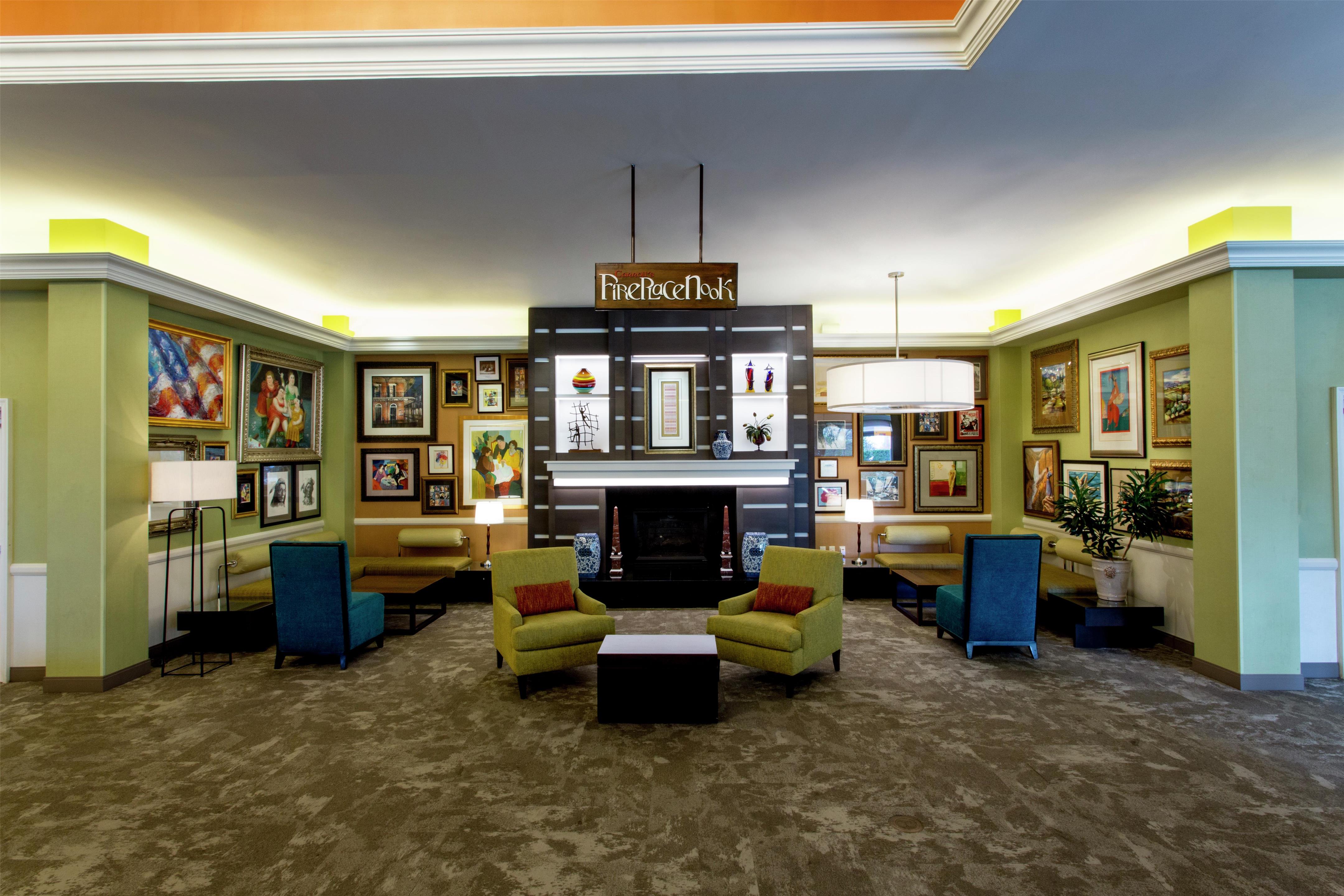 Lobby | Hilton Garden Inn New York / Staten Island
