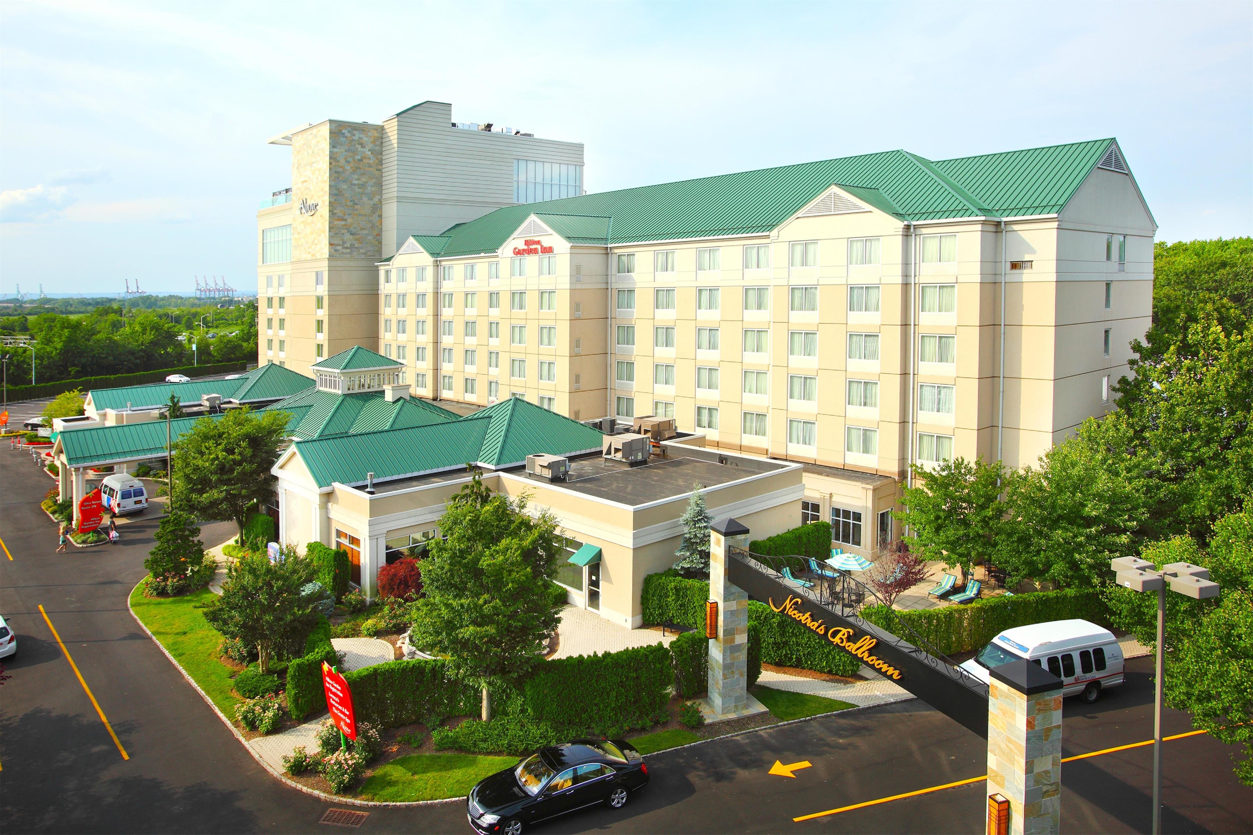 Exterior | Hilton Garden Inn New York / Staten Island