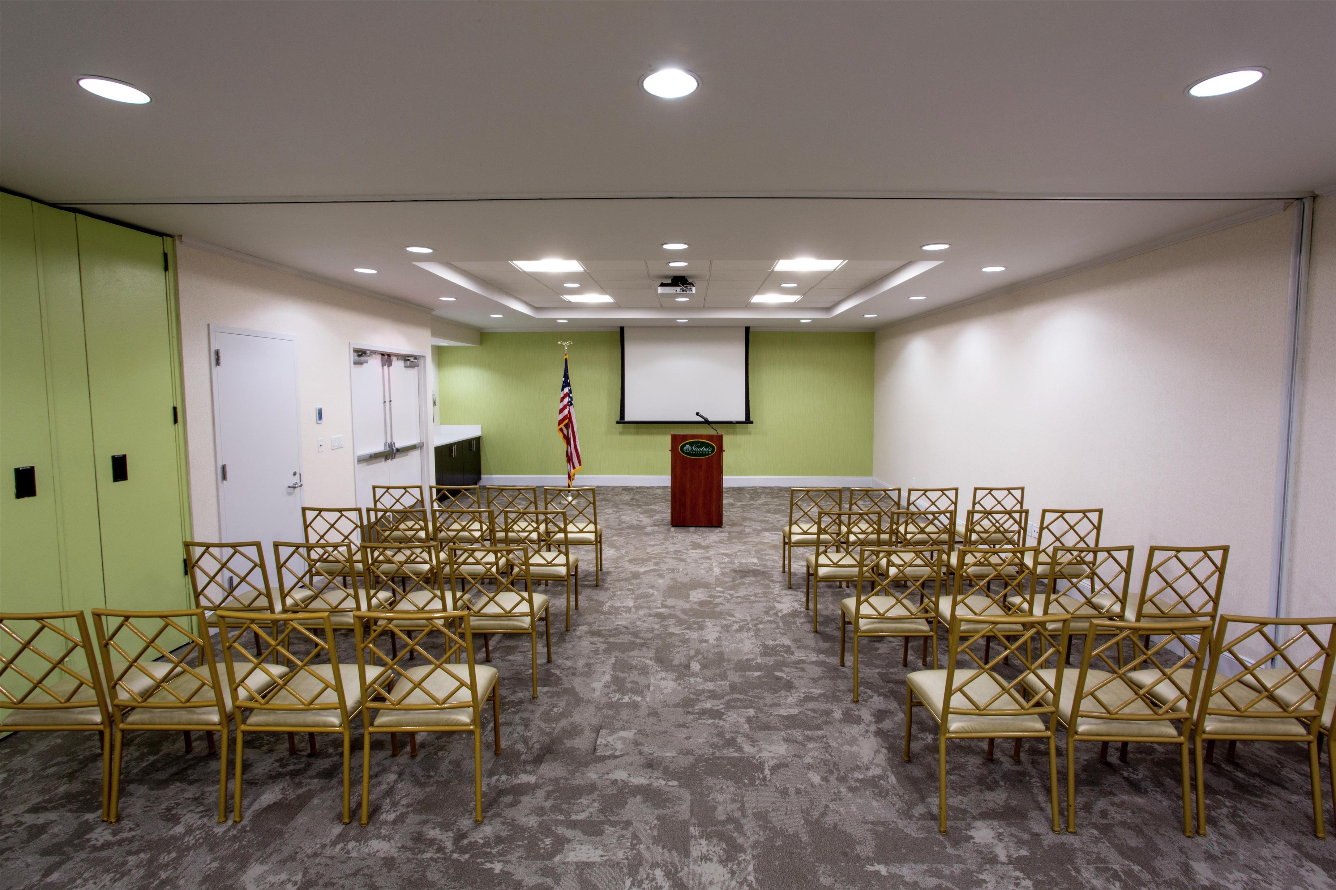 Meeting Room | Hilton Garden Inn New York / Staten Island