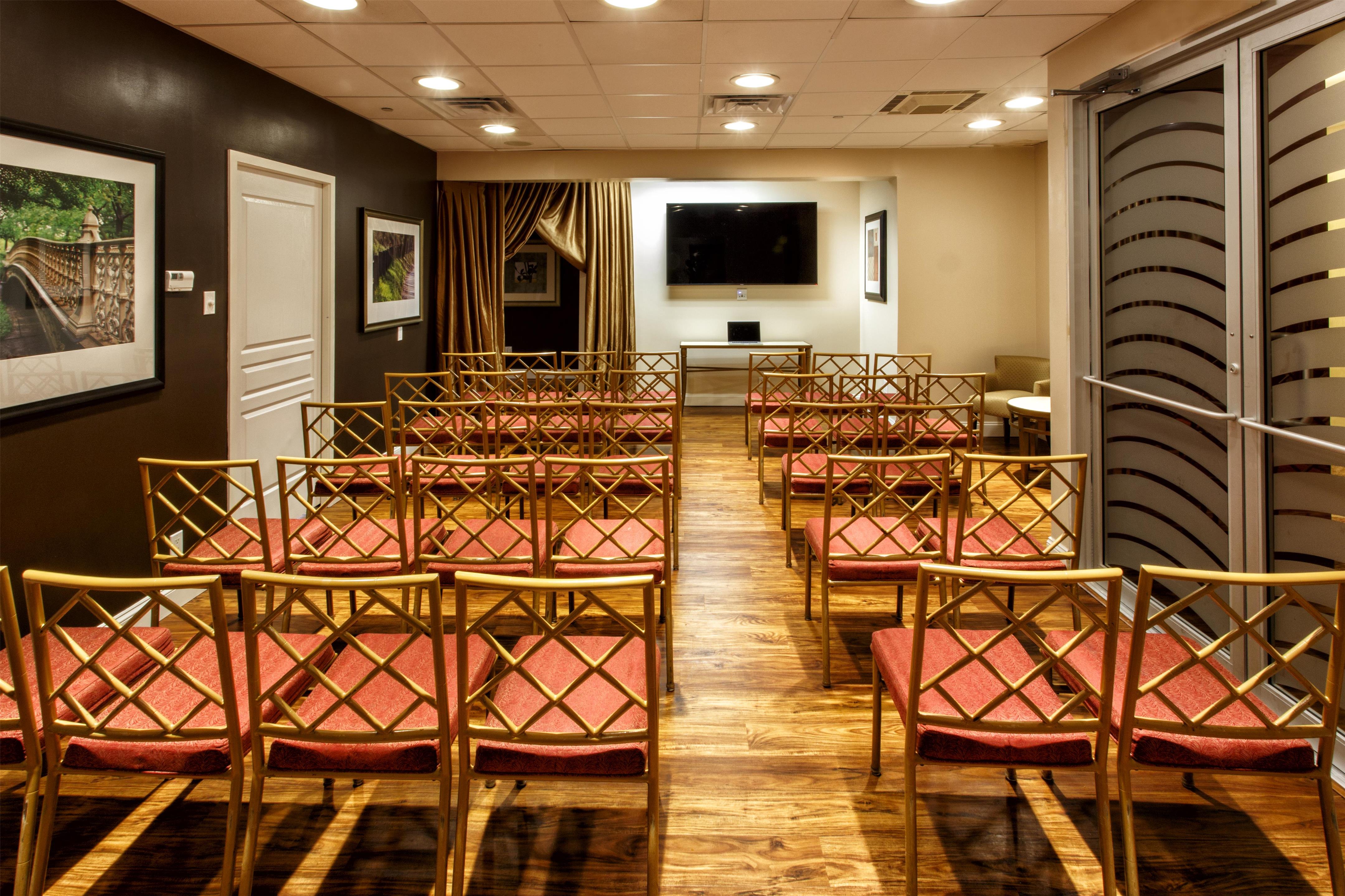 Meeting Room | Hilton Garden Inn New York / Staten Island