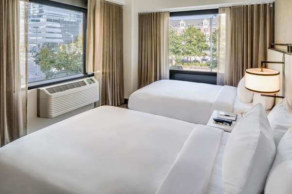  - DoubleTree by Hilton Hotel Jersey City