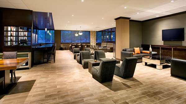 Restaurant - DoubleTree by Hilton Hotel Jersey City