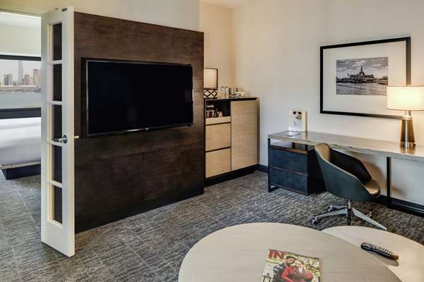 - DoubleTree by Hilton Hotel Jersey City