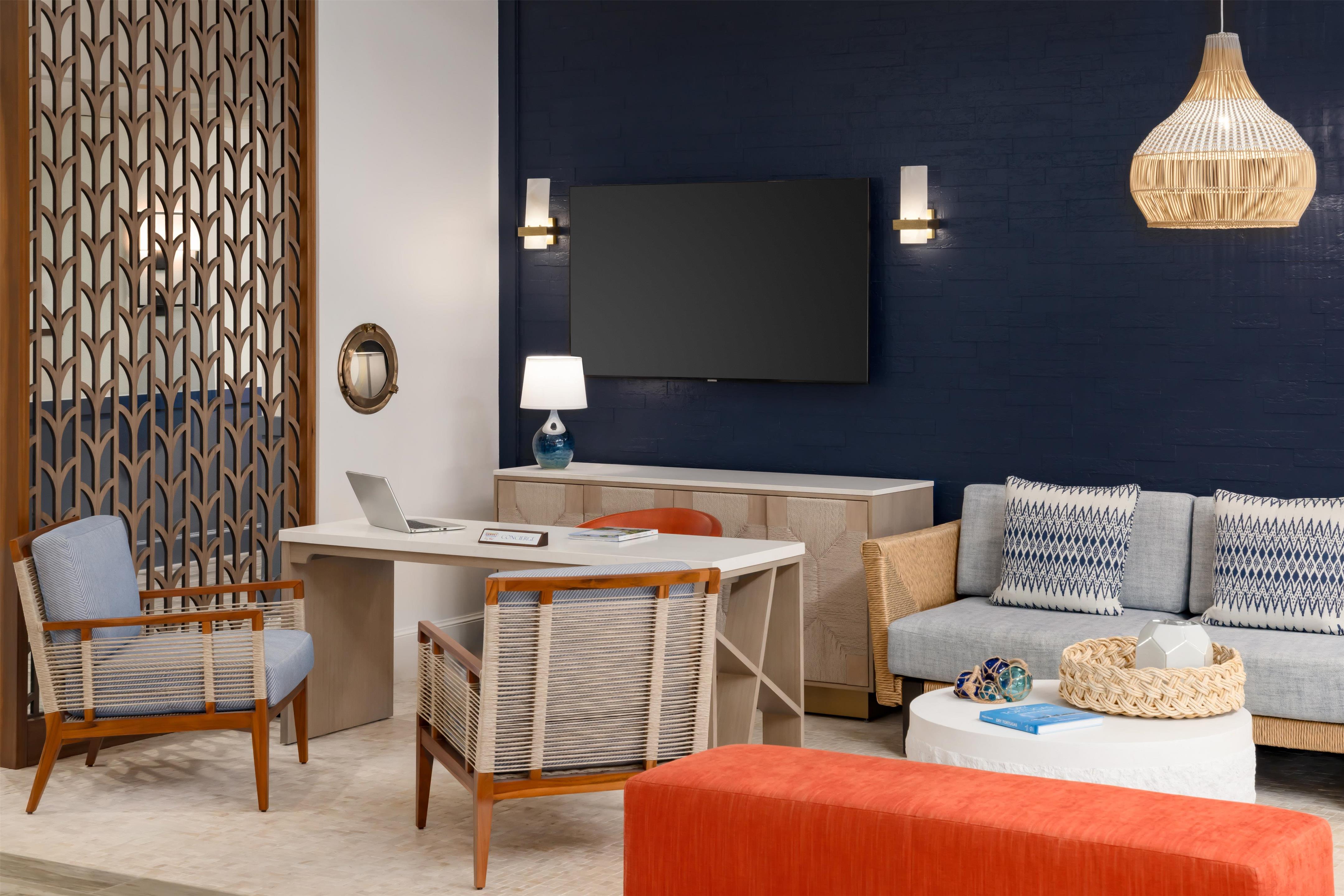Reception | DoubleTree Resort by Hilton Grand Key - Key West