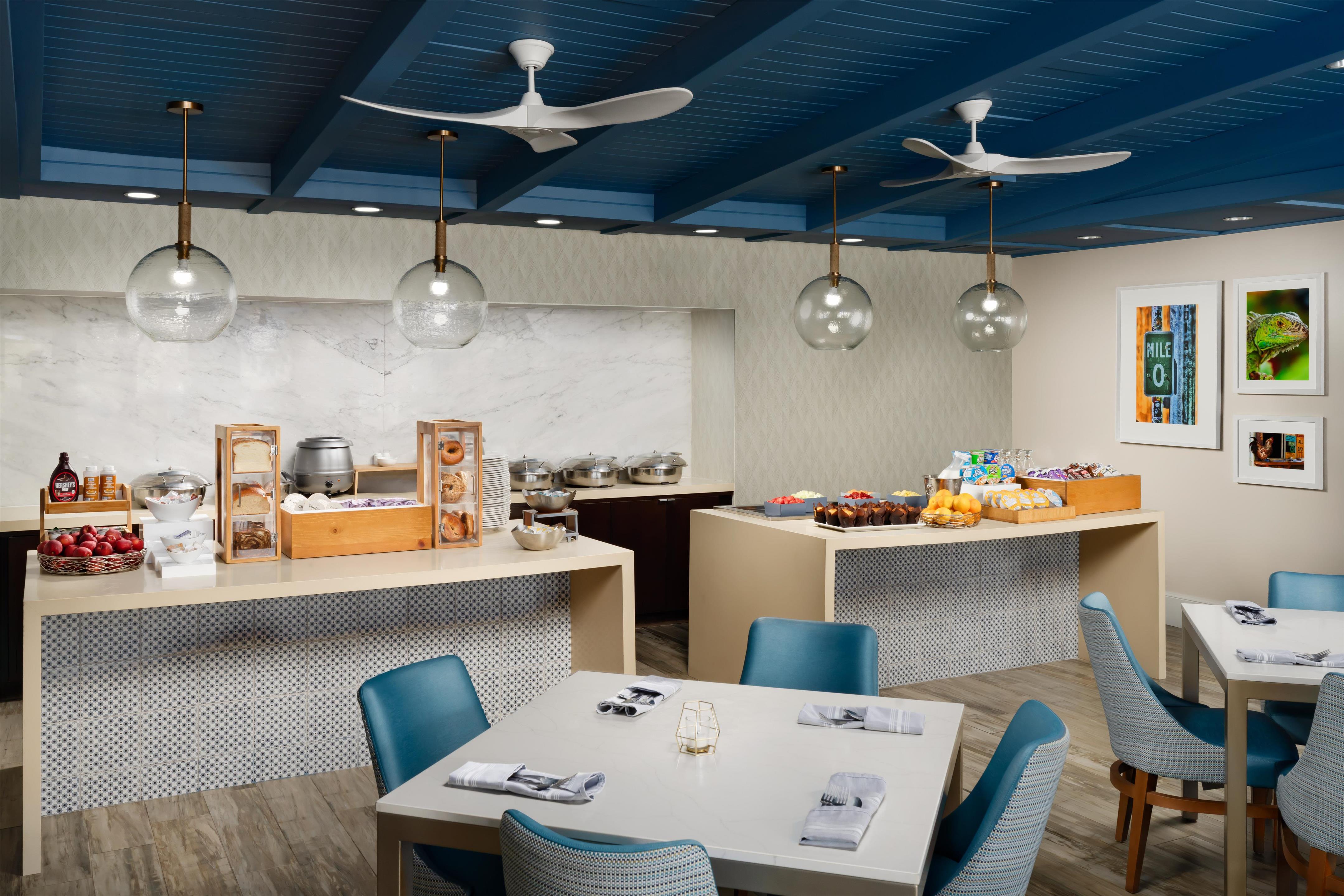 Restaurant | DoubleTree Resort by Hilton Grand Key - Key West