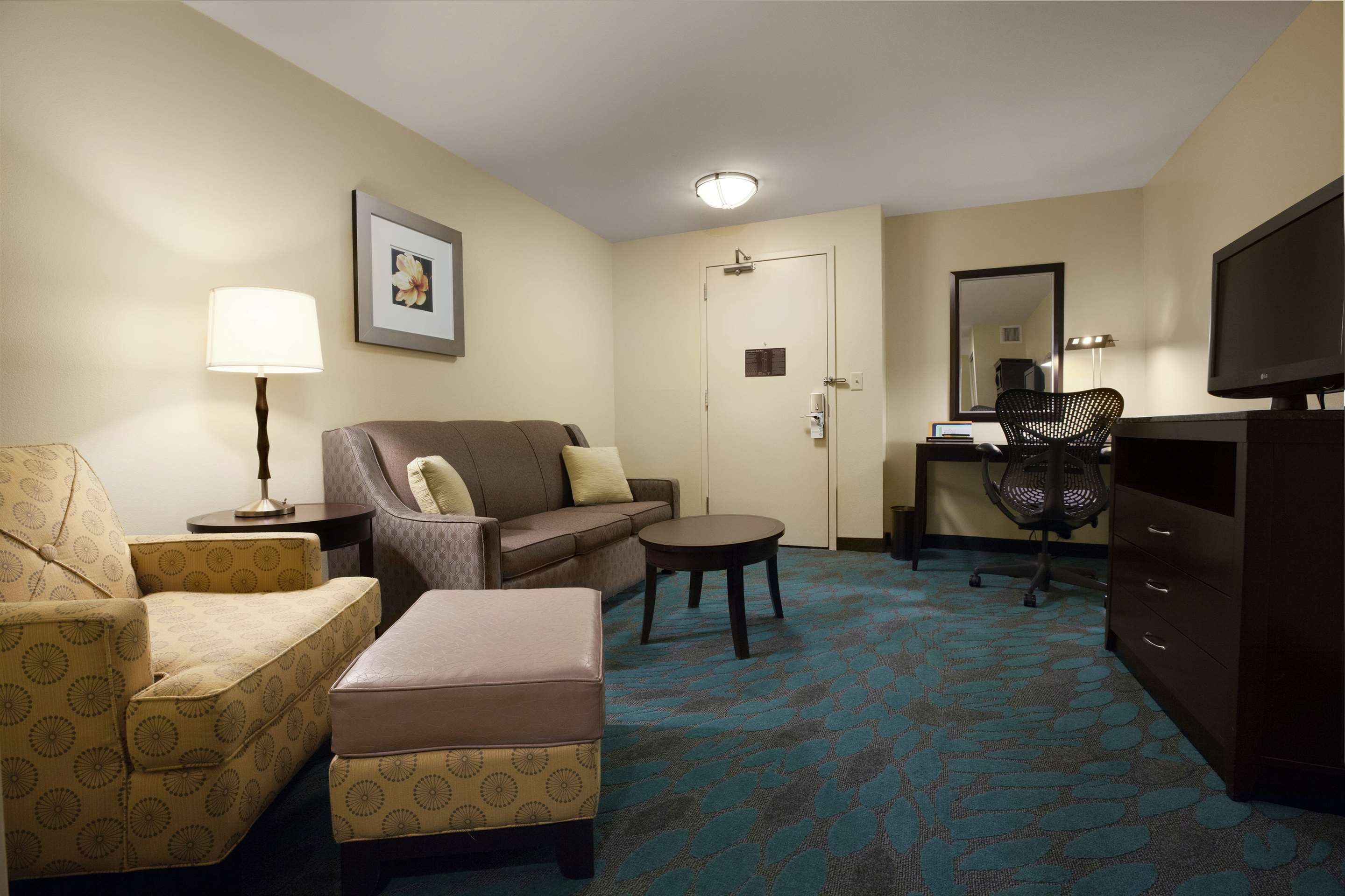 Guest room