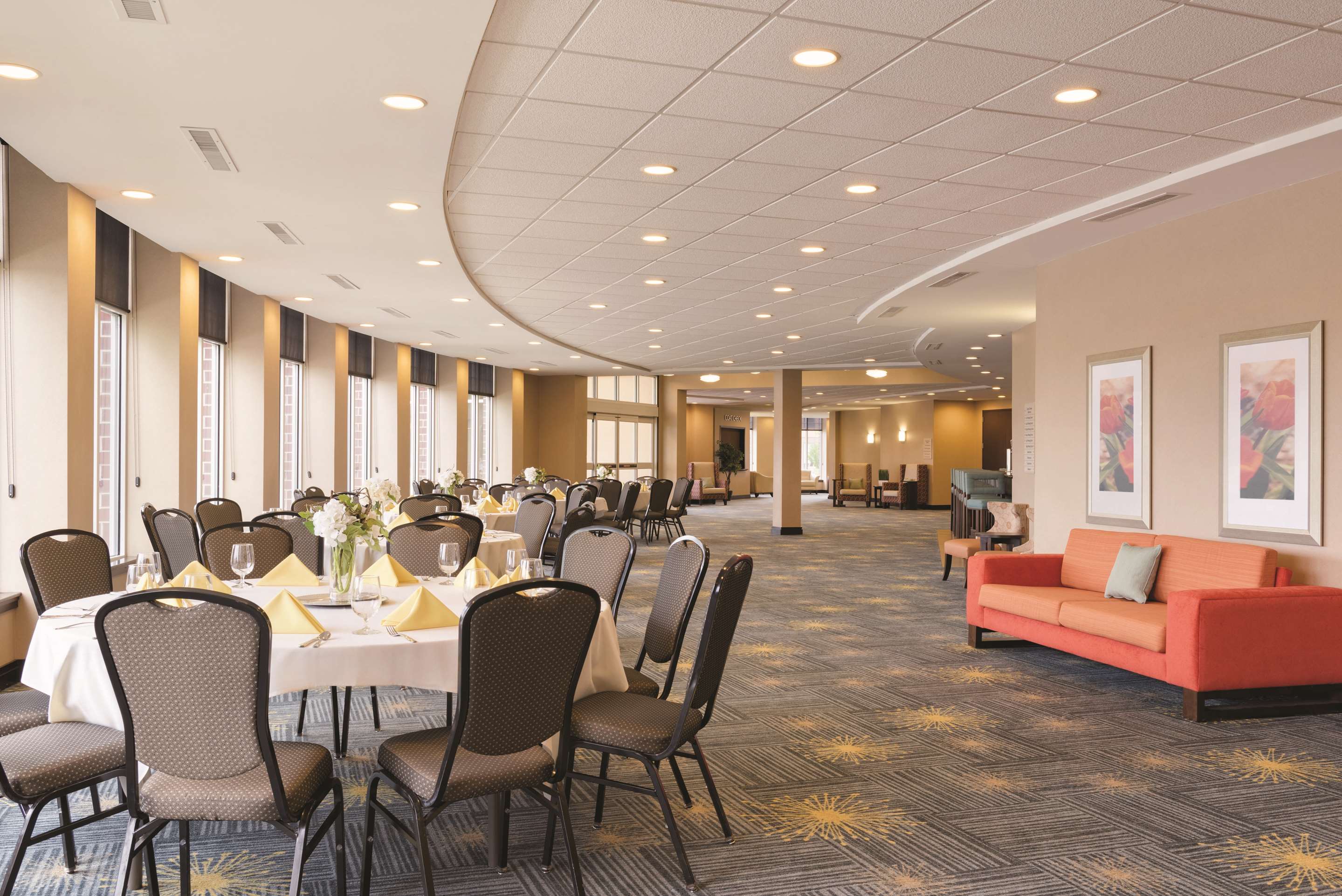 Meeting Room | Hilton Garden Inn Fargo