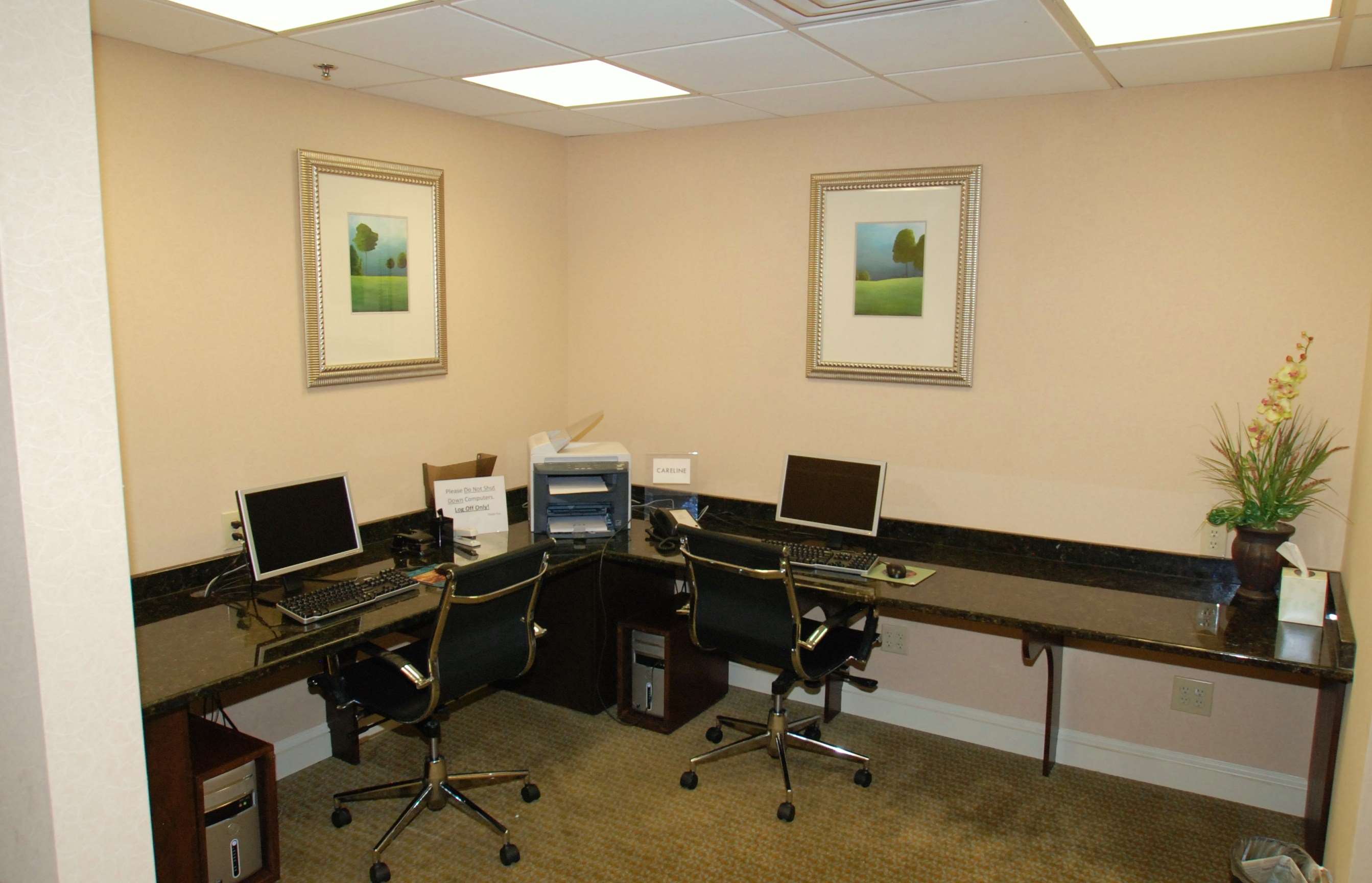 Business Center | Doubletree by Hilton Hotel Fayetteville