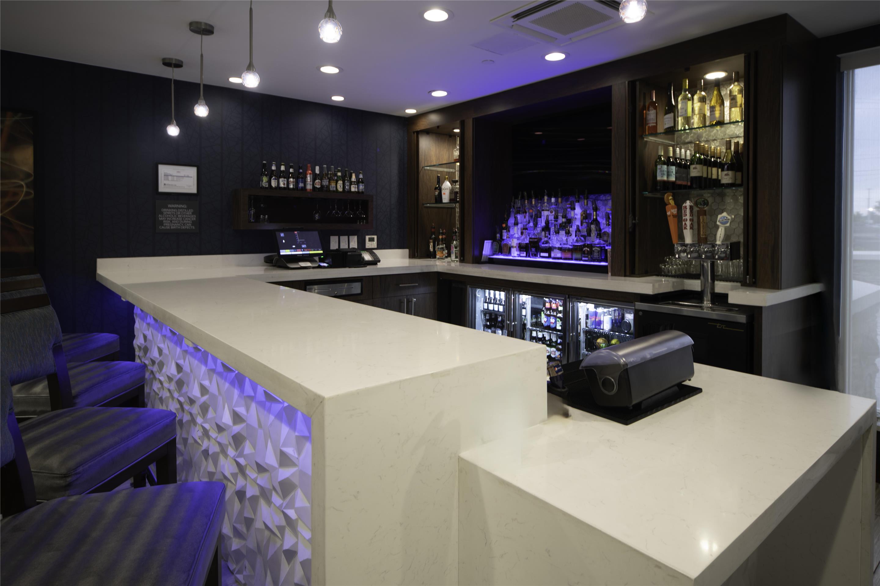BarLounge | Hilton Garden Inn Fayetteville Fort Liberty