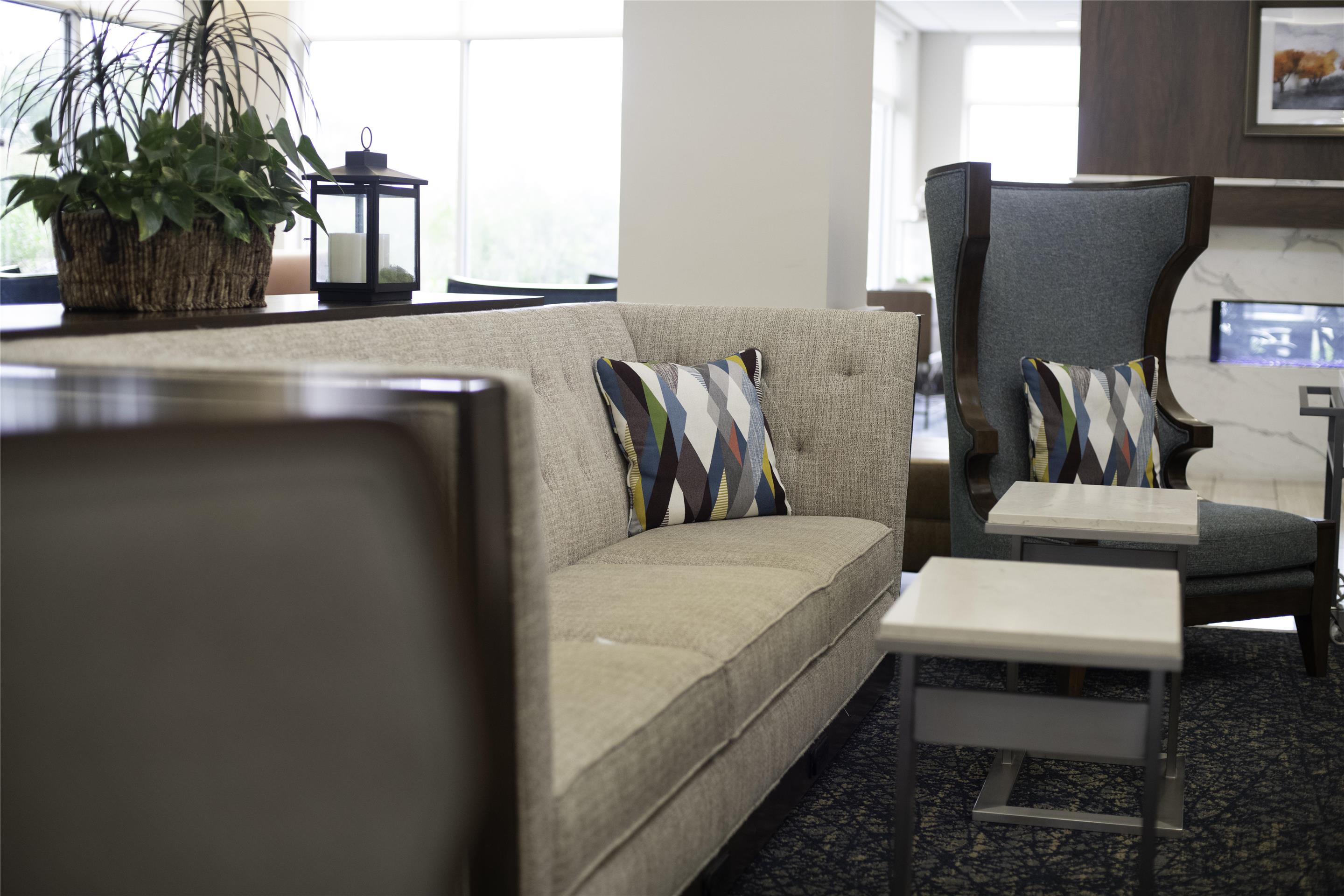 Lobby | Hilton Garden Inn Fayetteville Fort Liberty