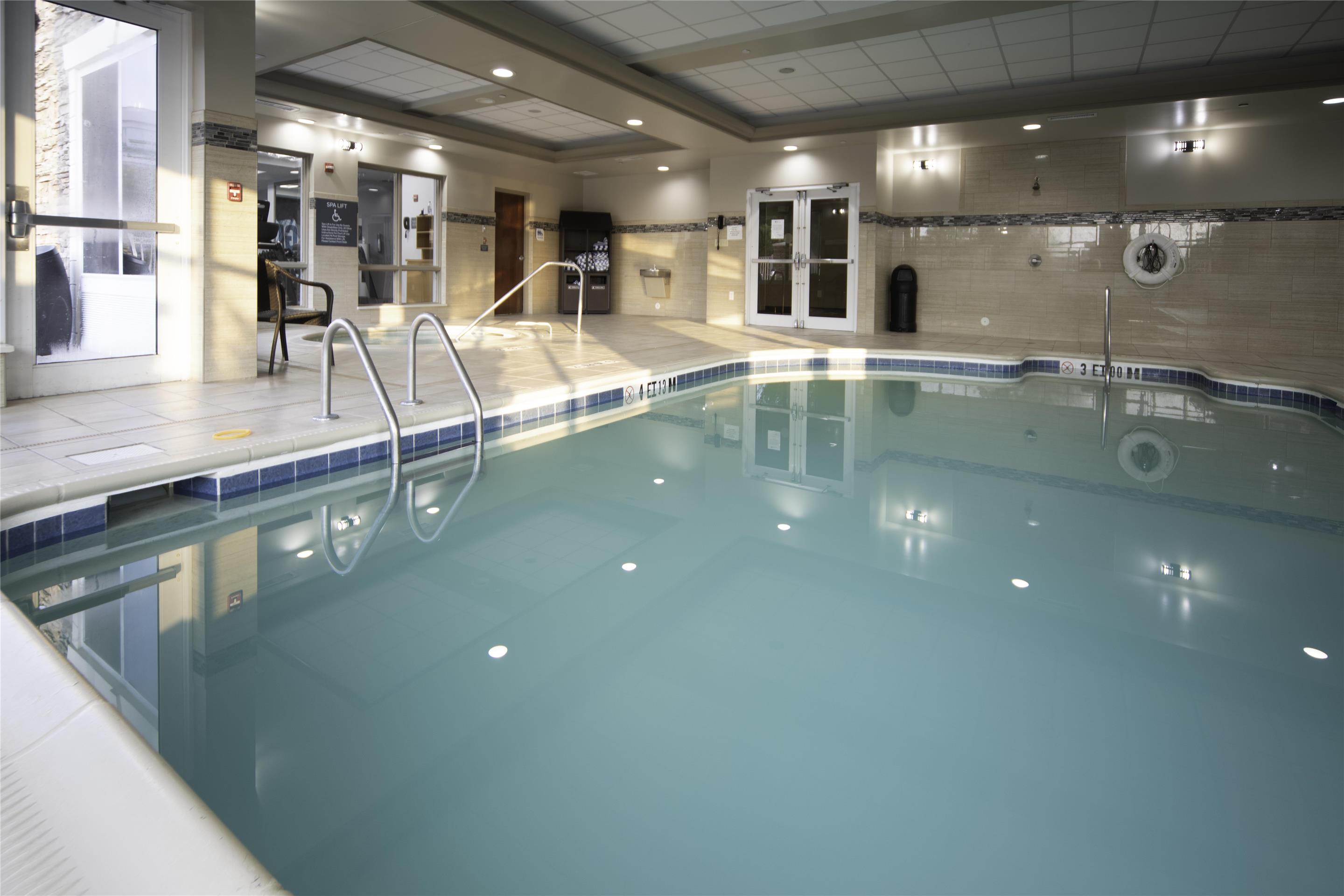 Pool | Hilton Garden Inn Fayetteville Fort Liberty