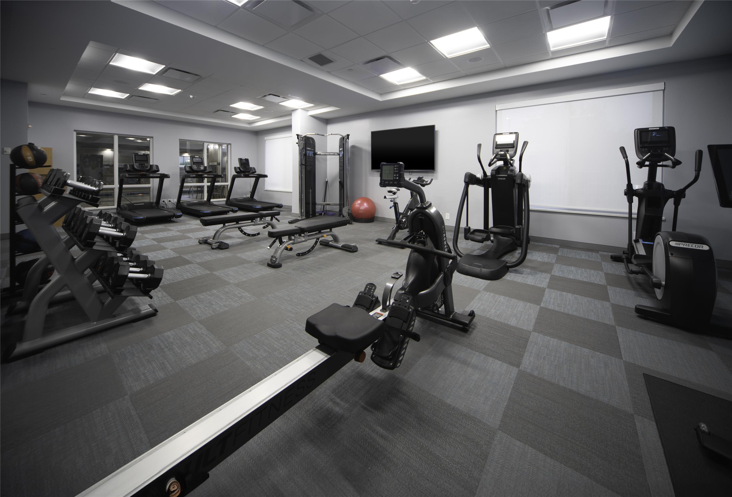 Health club fitness center gym | Hilton Garden Inn Fayetteville Fort Liberty