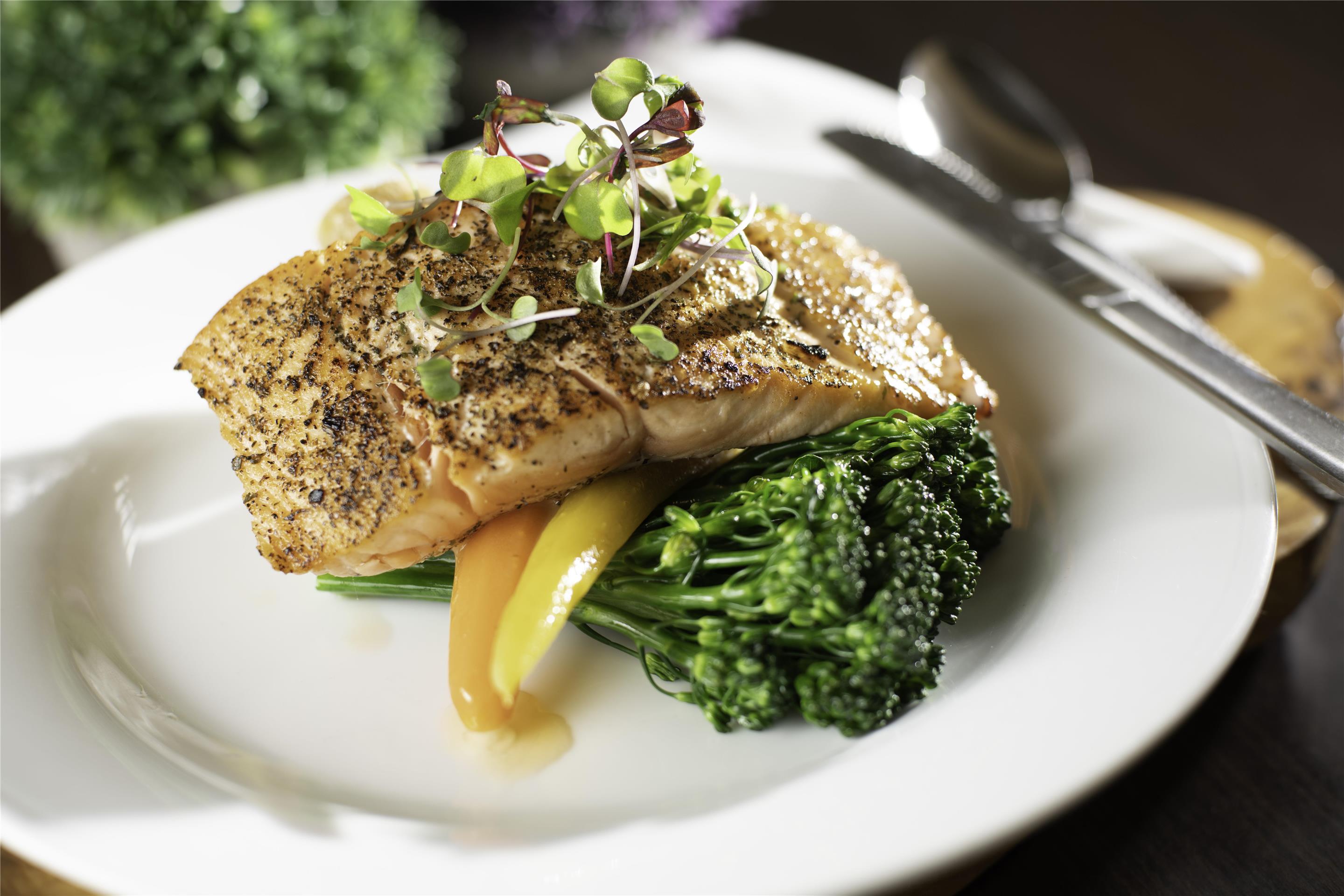 Restaurant | Hilton Garden Inn Fayetteville Fort Liberty
