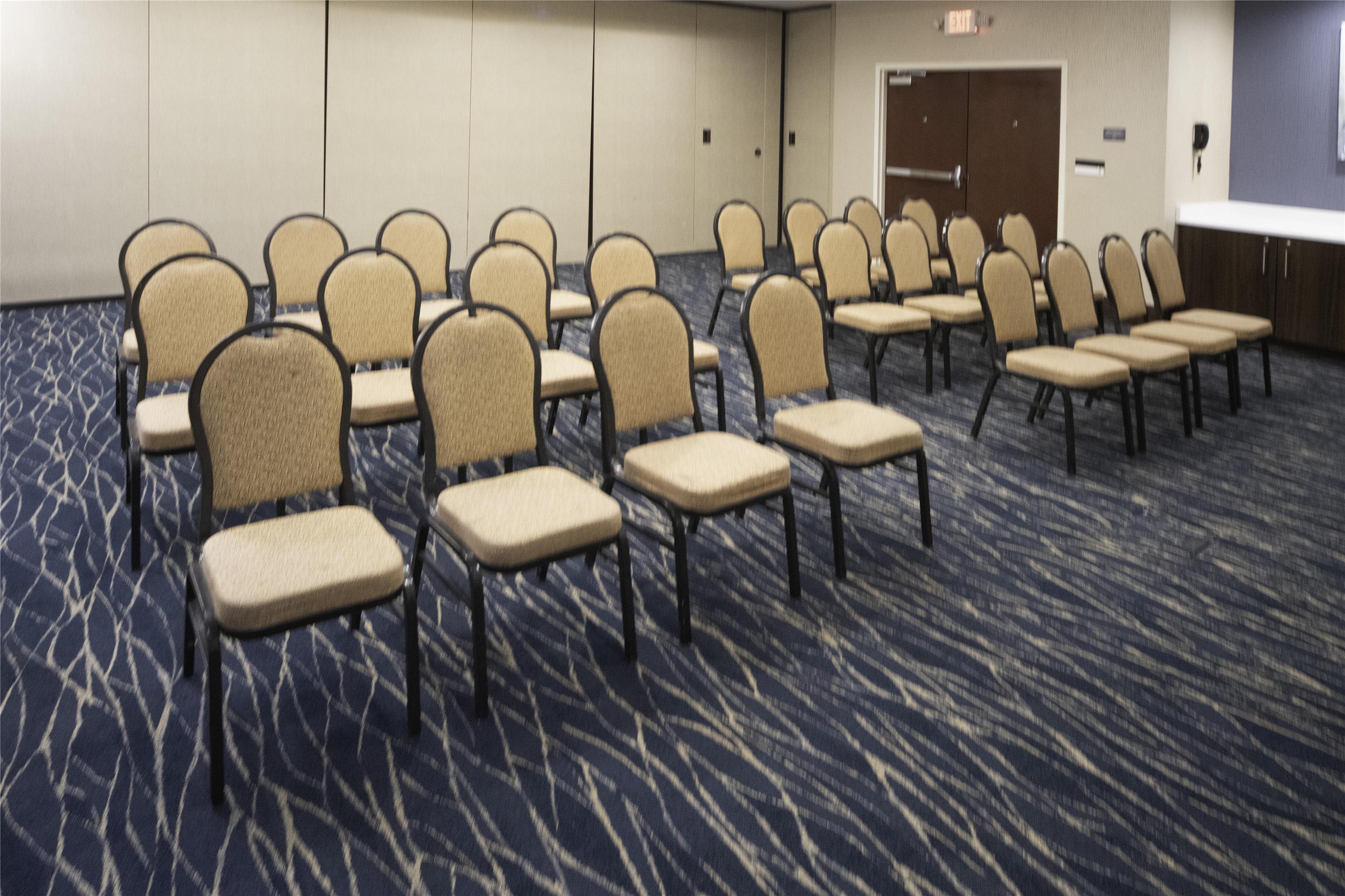 Meeting Room | Hilton Garden Inn Fayetteville Fort Liberty