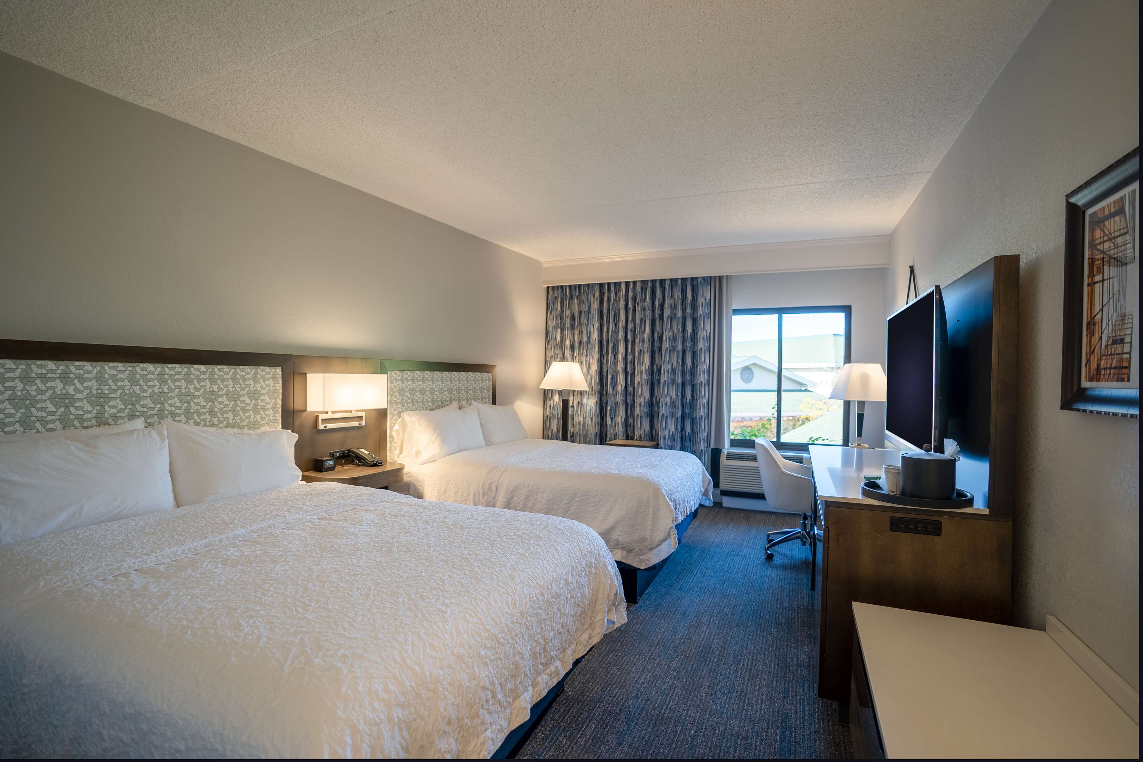 Hampton Inn & Suites by Hilton Fairfield Room Type - 2 QUEEN BEDS NONSMOKING