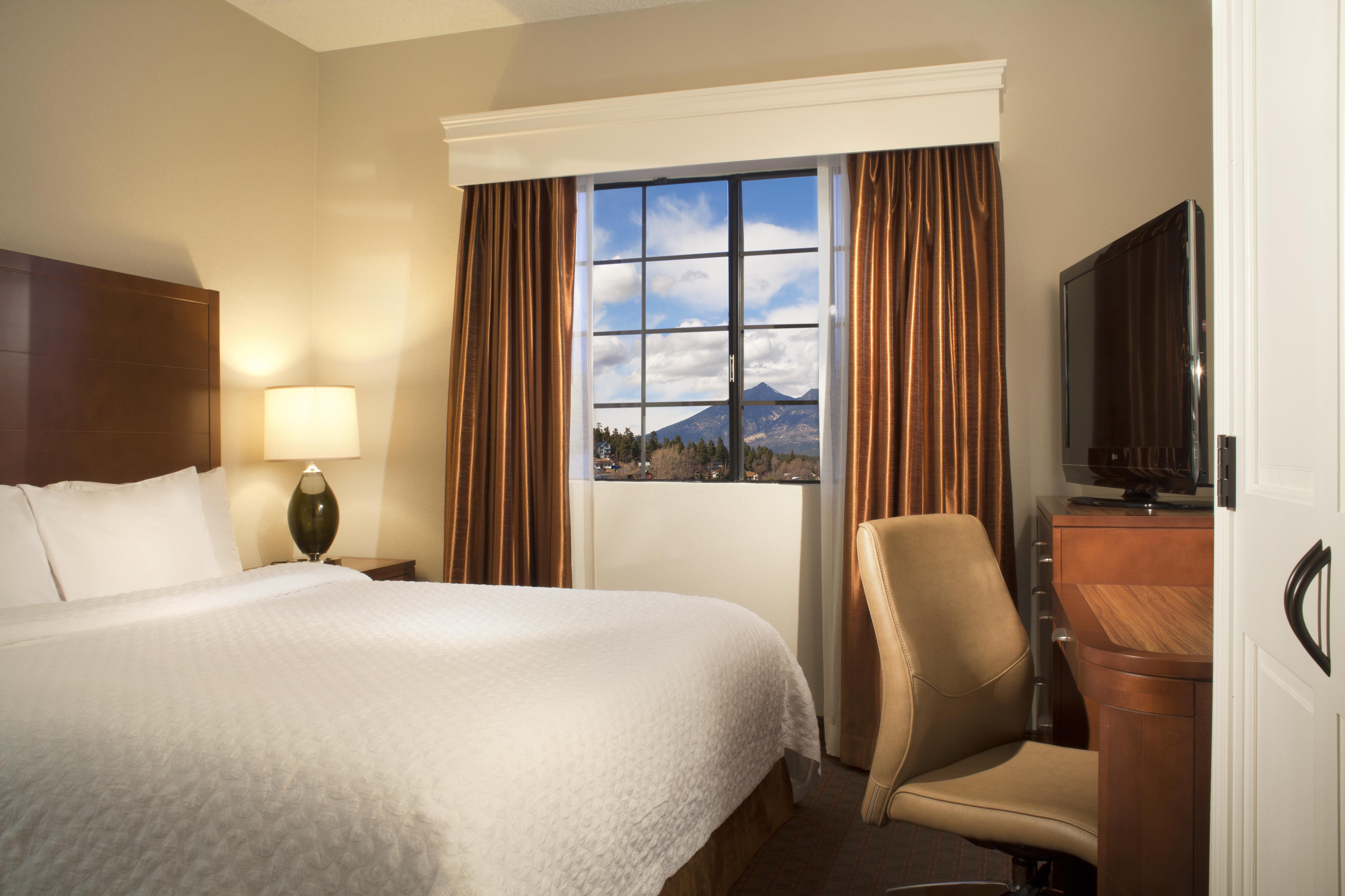 Embassy Suites Flagstaff Room Type - 1KG MOB HEA ACC TUB STE NS