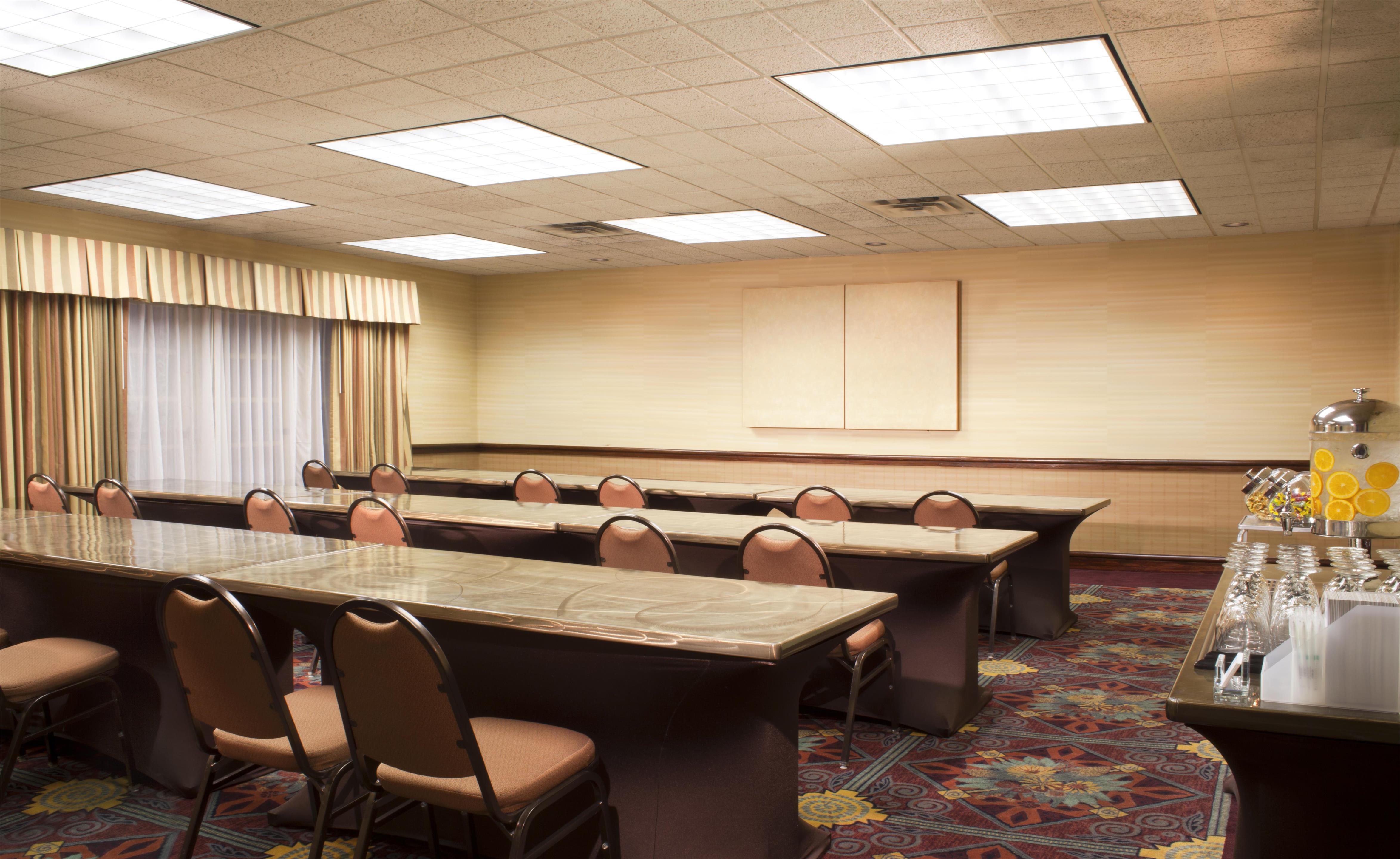 Meeting Room | Embassy Suites by Hilton Flagstaff