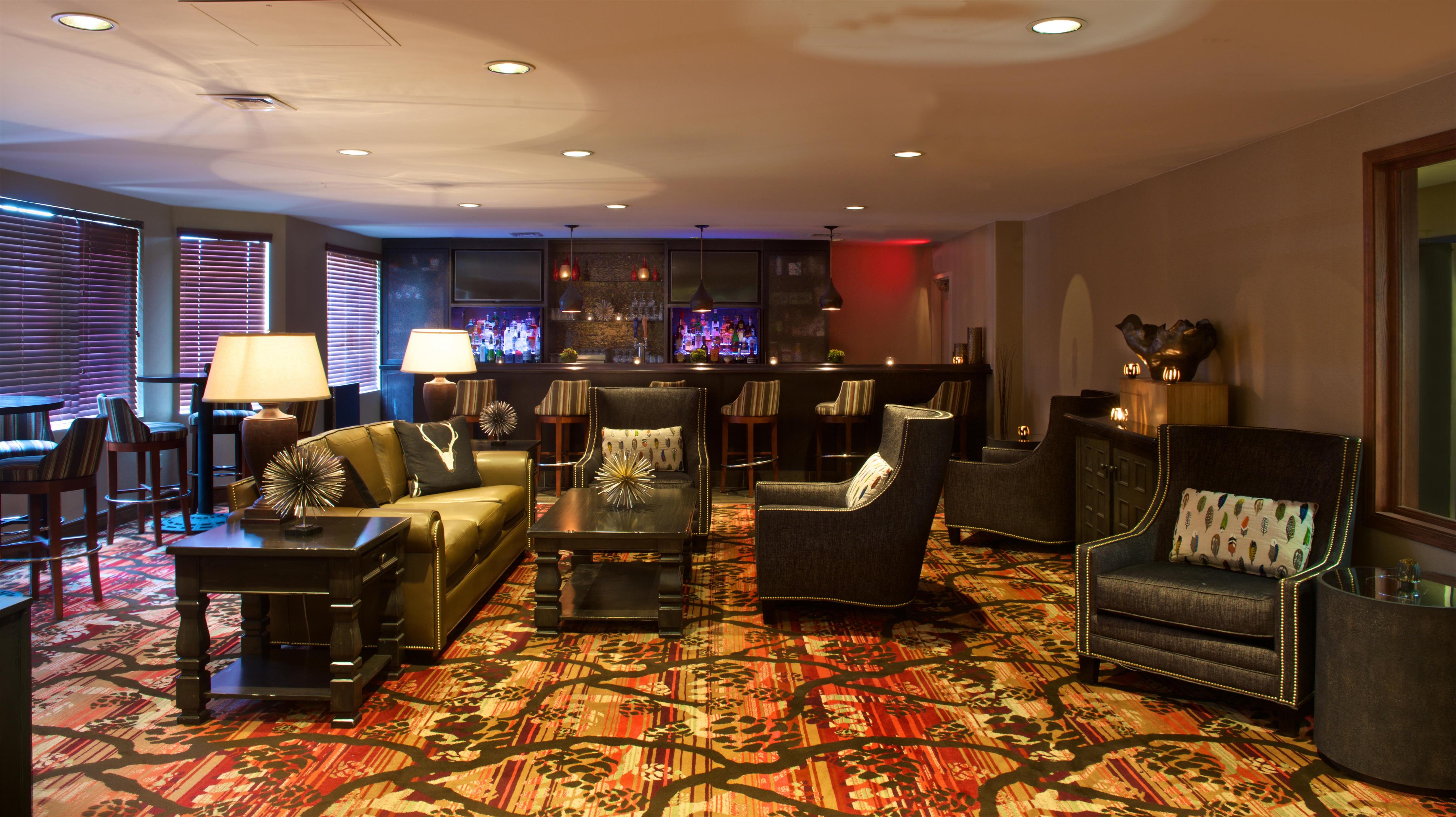 BarLounge | Embassy Suites by Hilton Flagstaff