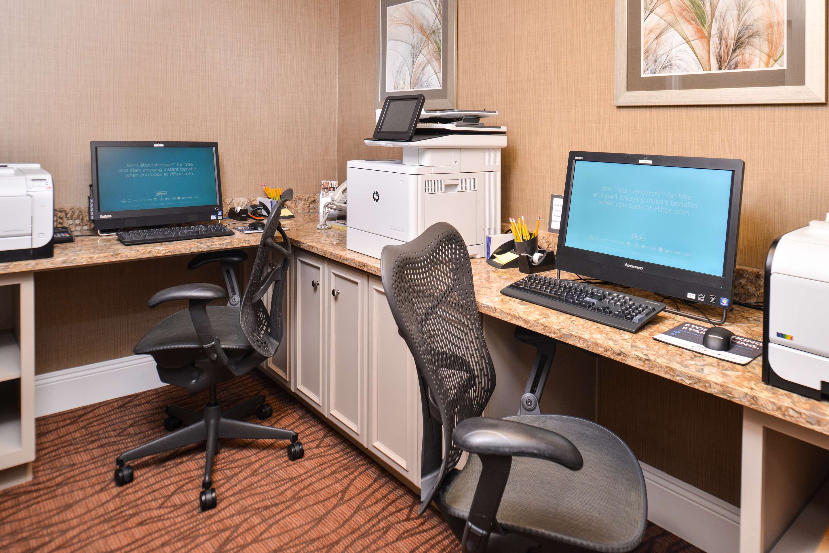 Business Center | Hilton Garden Inn - Flagstaff