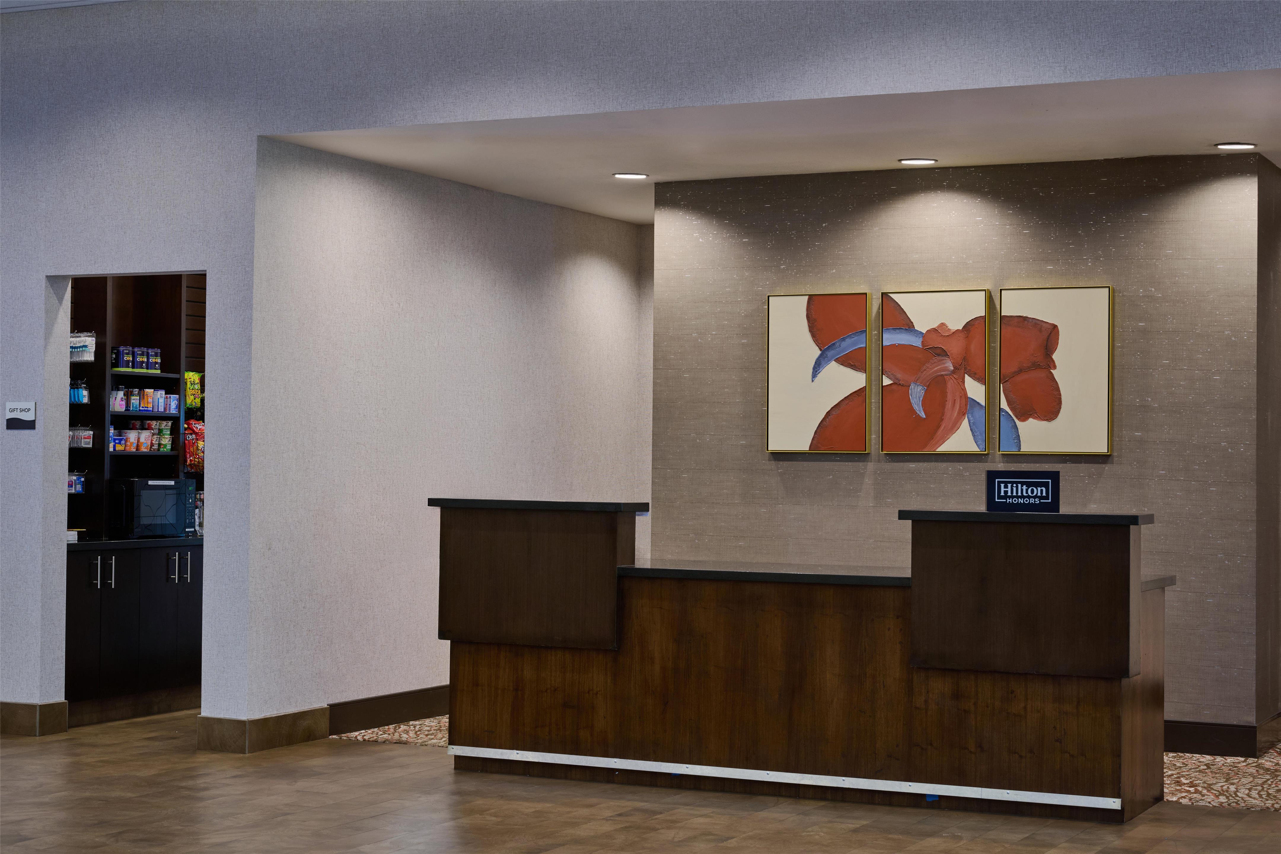 Reception | DoubleTree by Hilton Hotel Flagstaff
