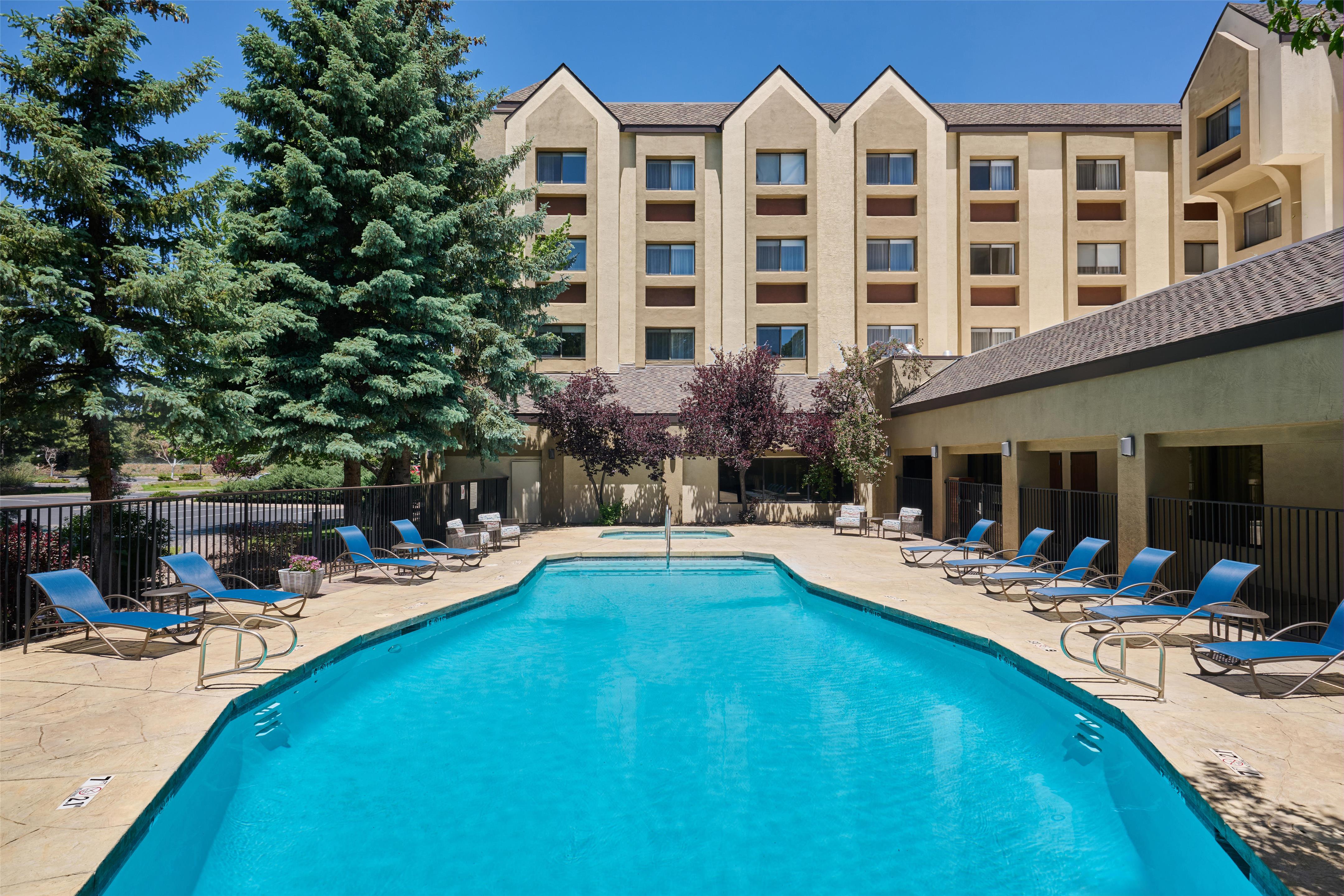 Pool | DoubleTree by Hilton Hotel Flagstaff