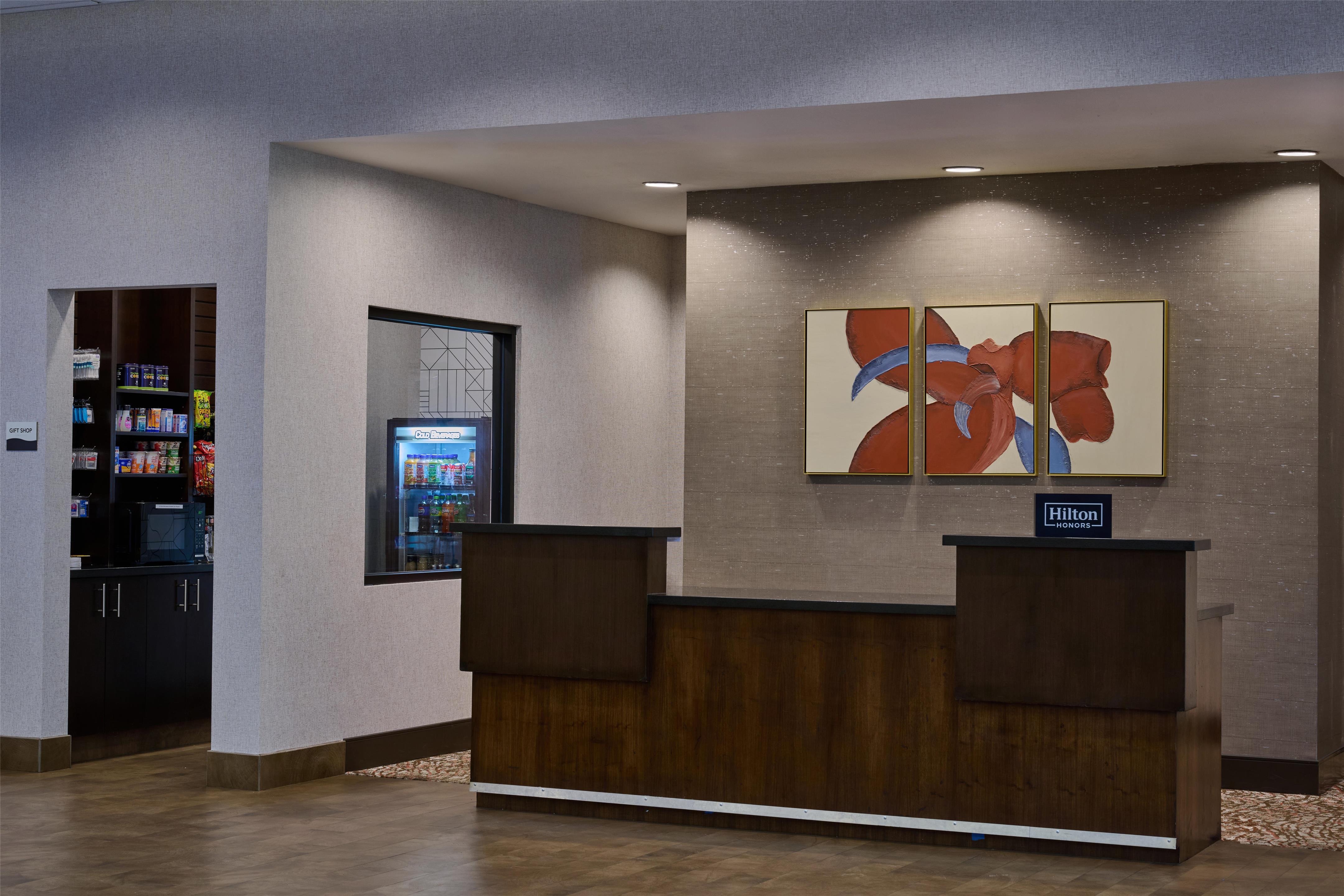 Reception | DoubleTree by Hilton Hotel Flagstaff