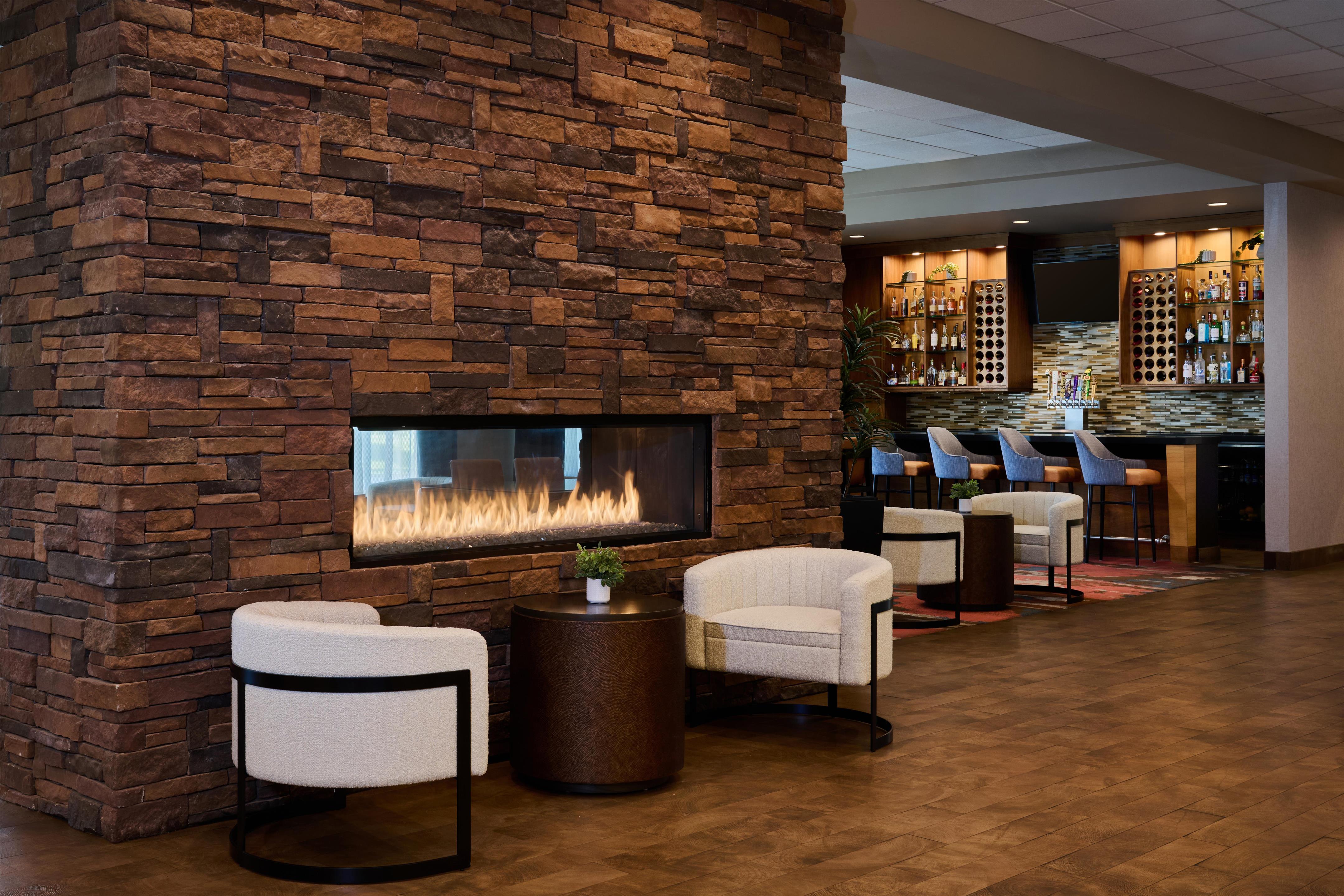 BarLounge | DoubleTree by Hilton Hotel Flagstaff