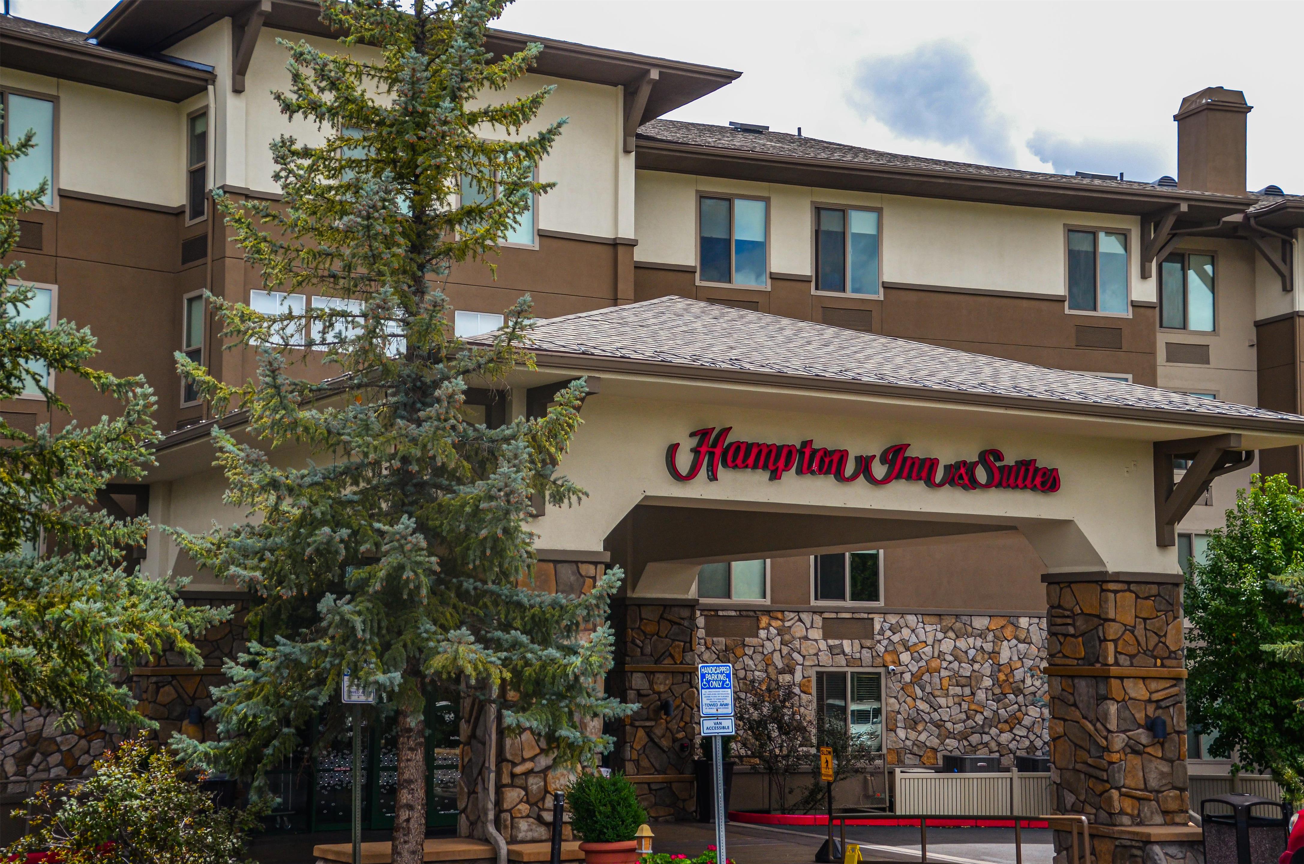 Exterior | Hampton Inn & Suites Flagstaff