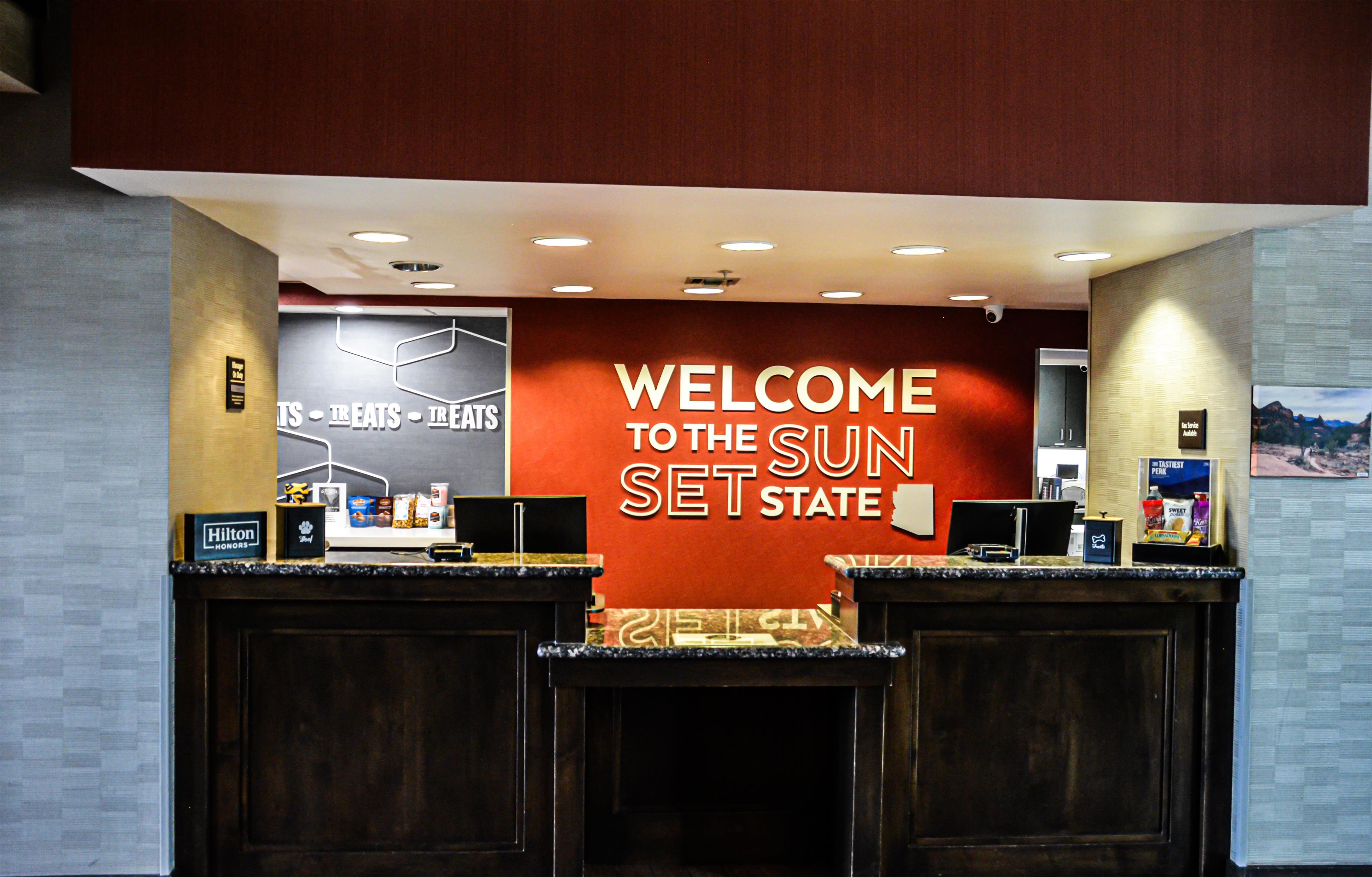 Reception | Hampton Inn & Suites Flagstaff