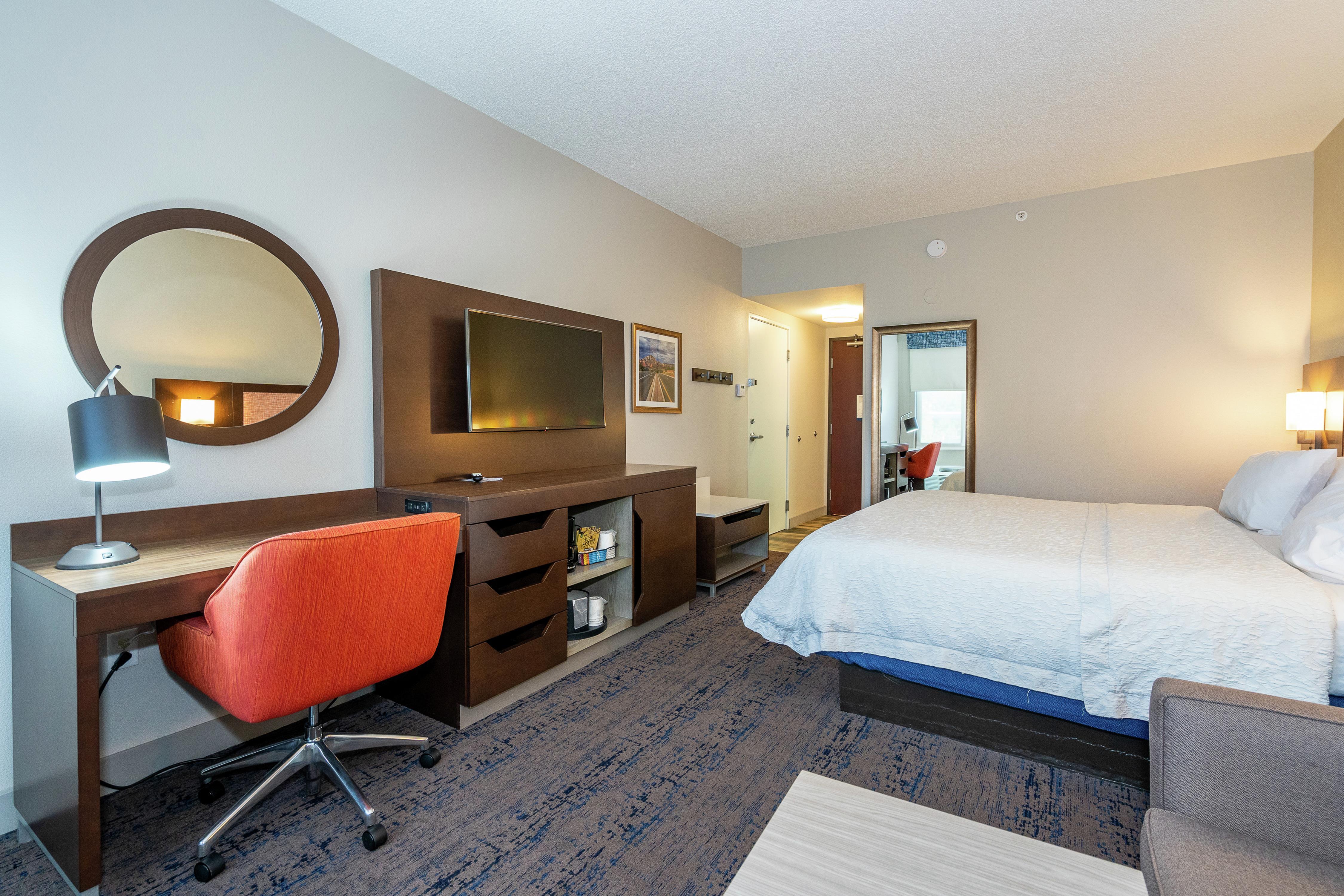 Hampton Inn & Suites Flagstaff - Tap to explore photos