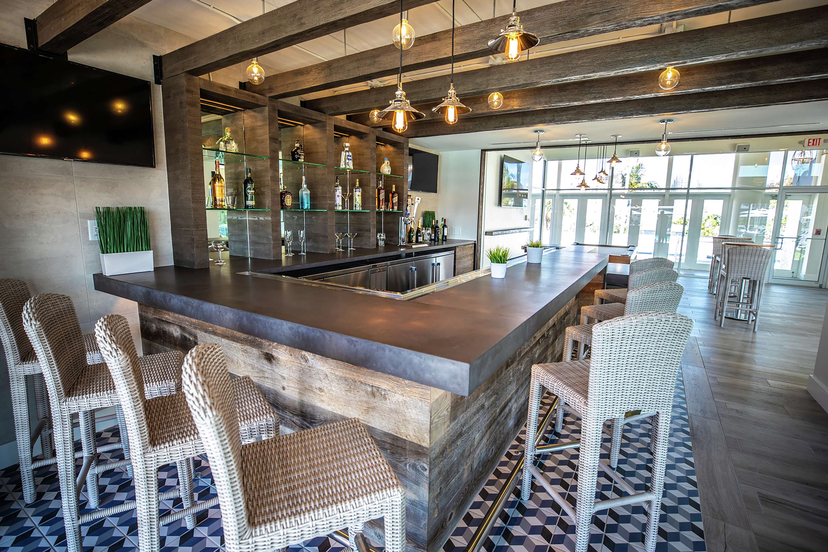 BarLounge | Bahia Mar Ft. Lauderdale Beach- a DoubleTree by Hilton Hotel