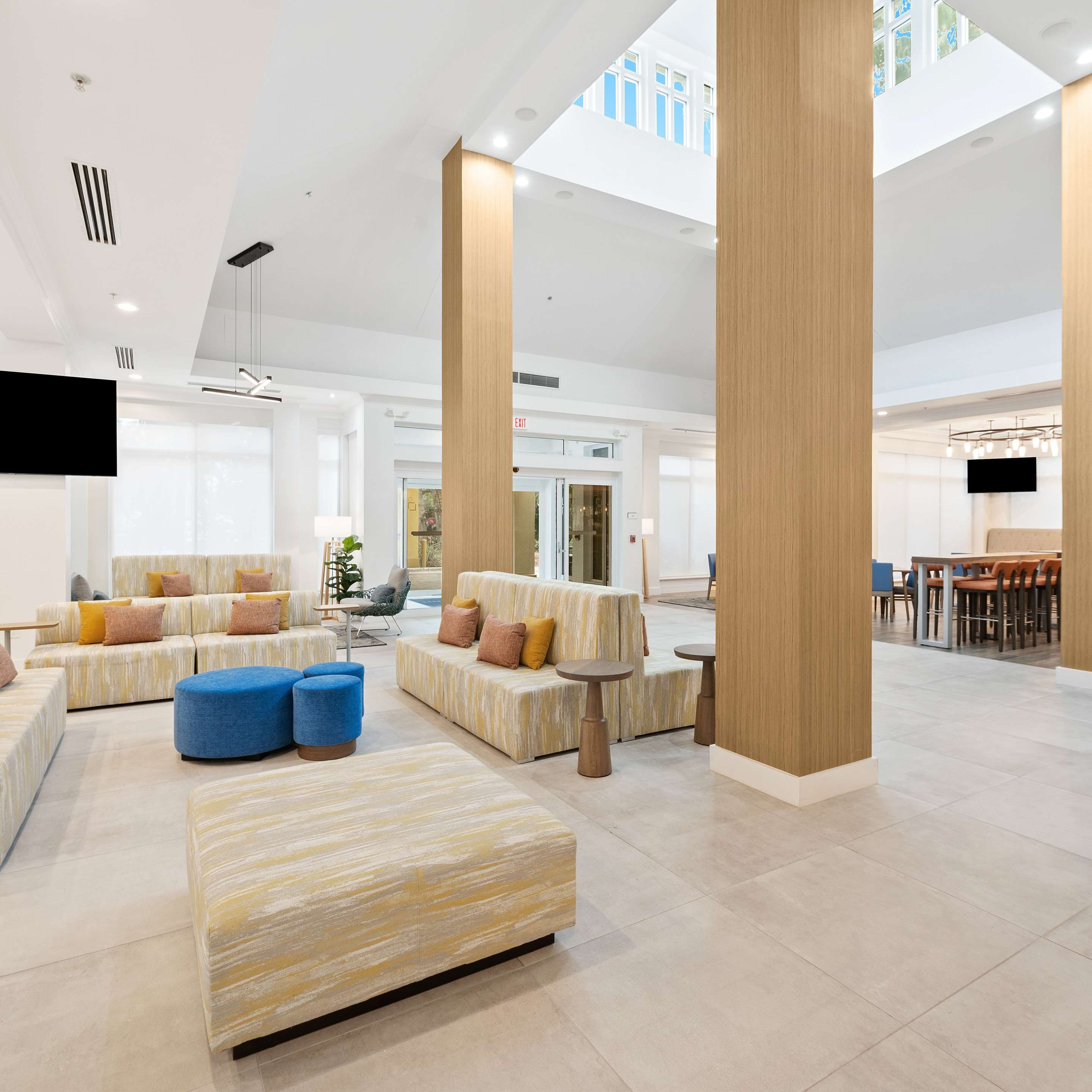 Reception | Hilton Garden Inn Fort Lauderdale Airport-Cruise Port