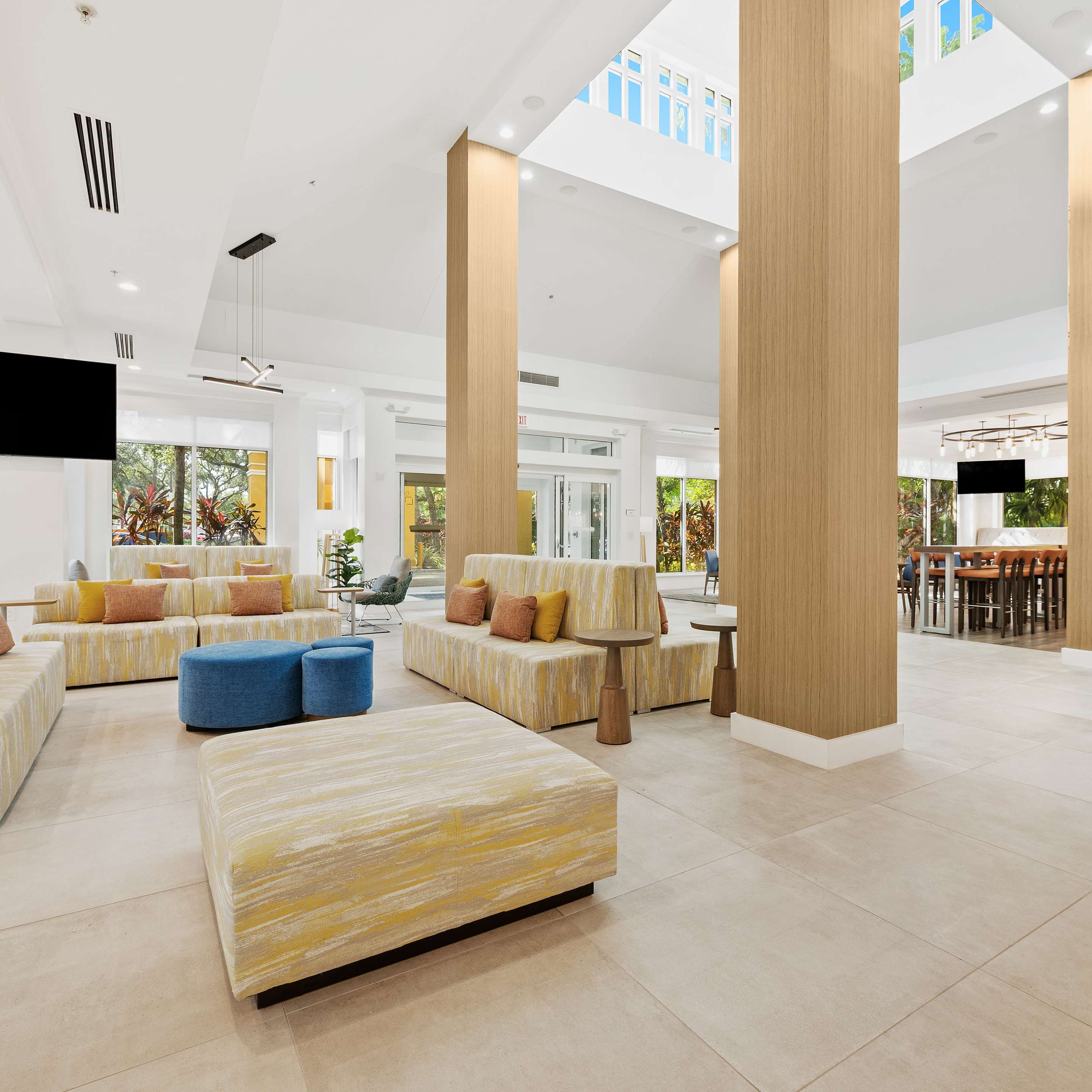 Reception | Hilton Garden Inn Fort Lauderdale Airport-Cruise Port