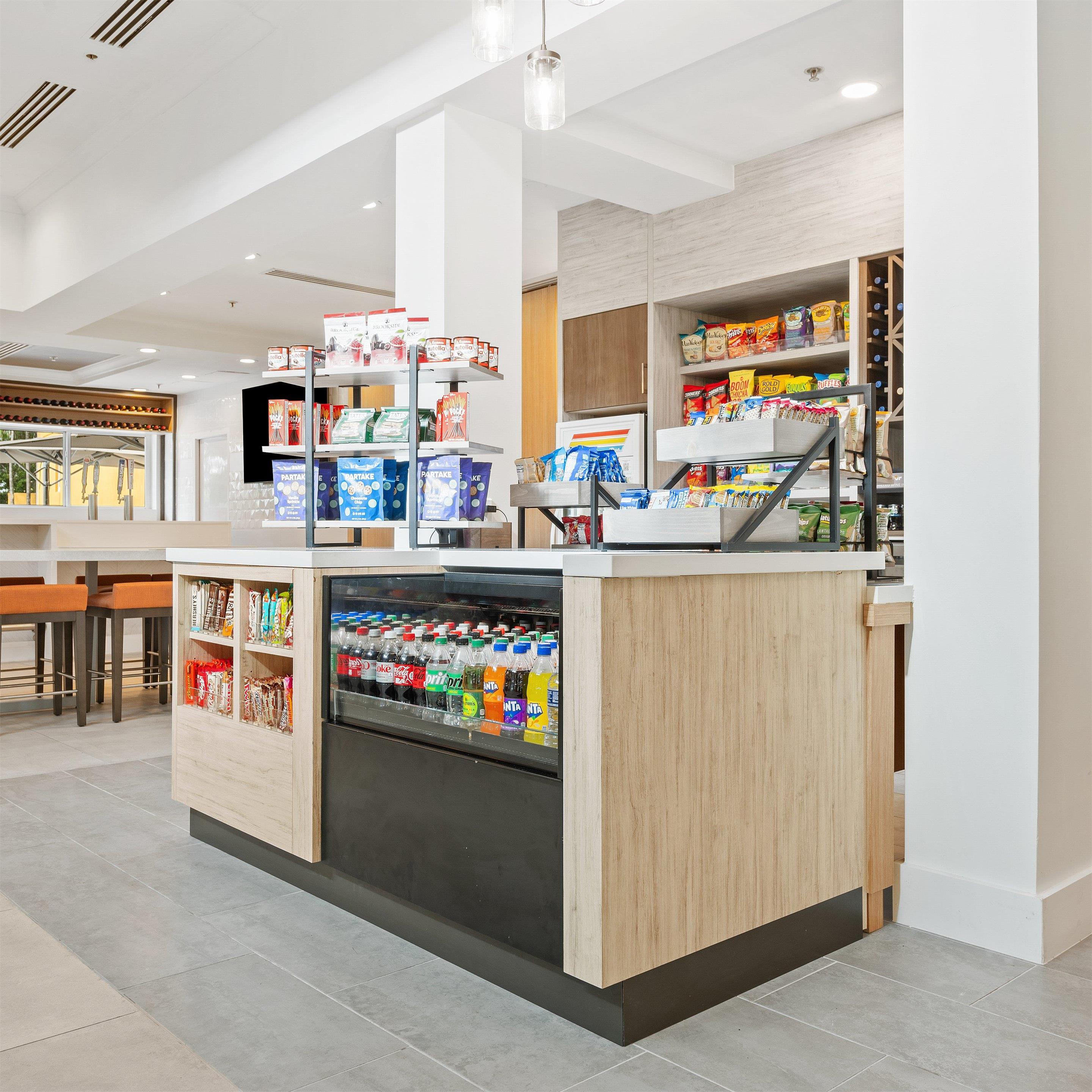 Restaurant | Hilton Garden Inn Fort Lauderdale Airport-Cruise Port