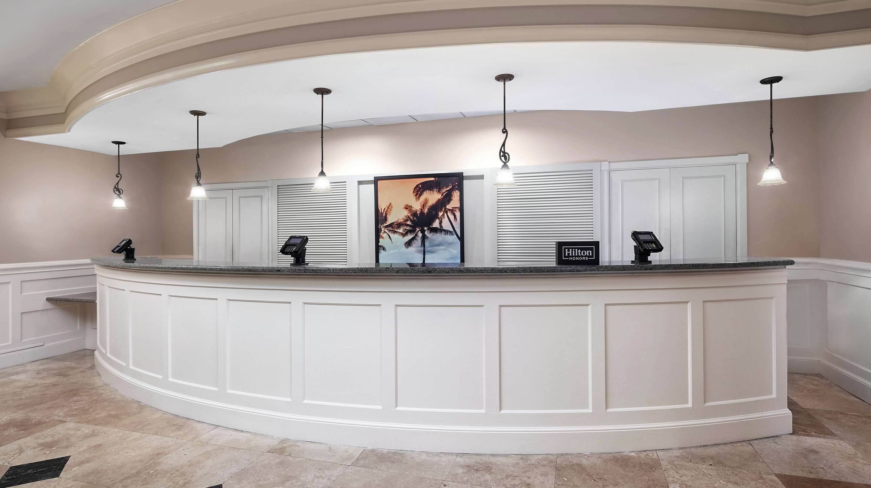 Reception | DoubleTree by Hilton Sunrise - Sawgrass Mills