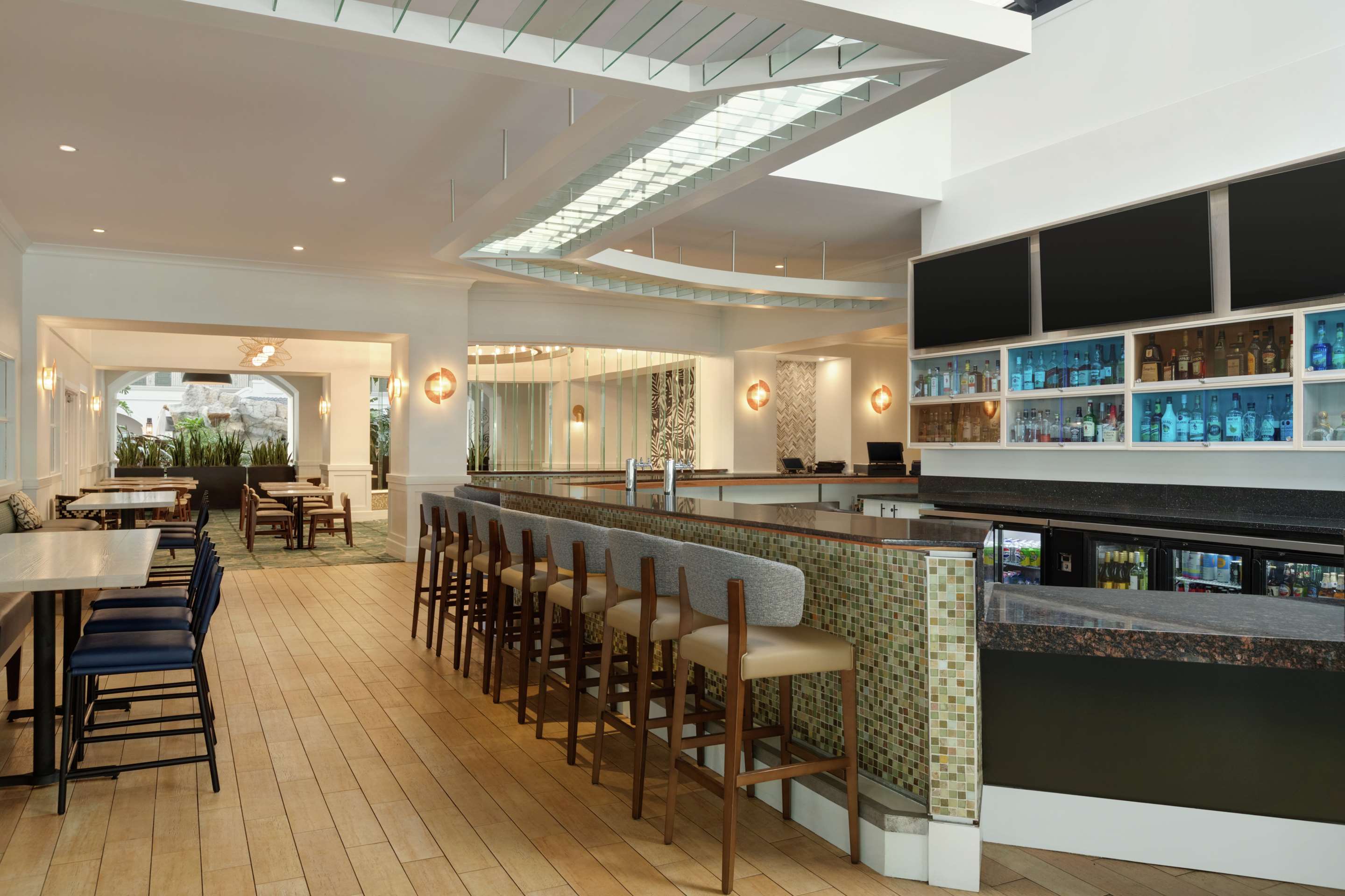 BarLounge | Embassy Suites by Hilton Fort Lauderdale 17th Street