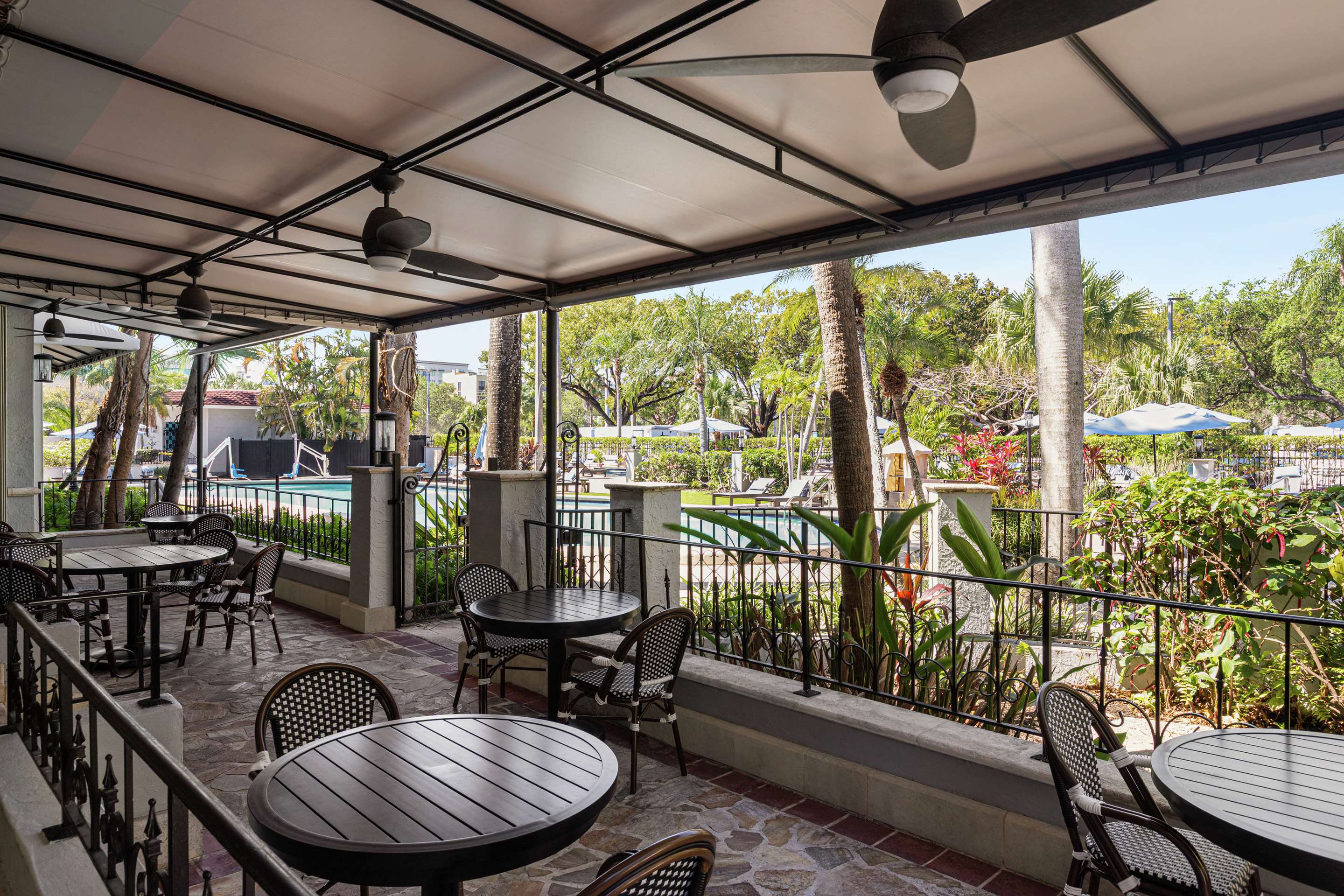 Restaurant | Embassy Suites by Hilton Fort Lauderdale 17th Street