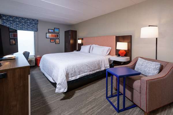 - Hampton Inn Westport