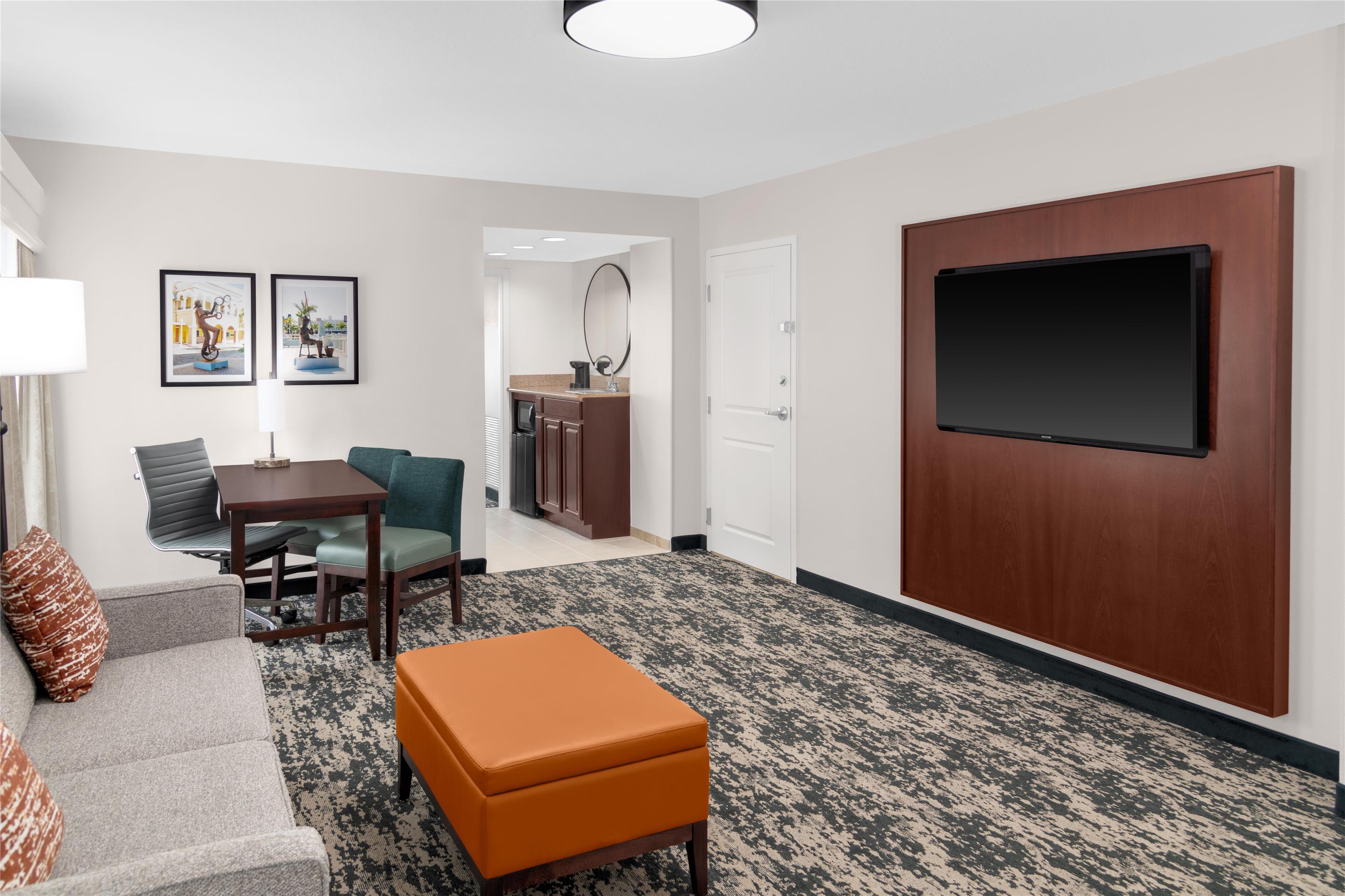 Guest room