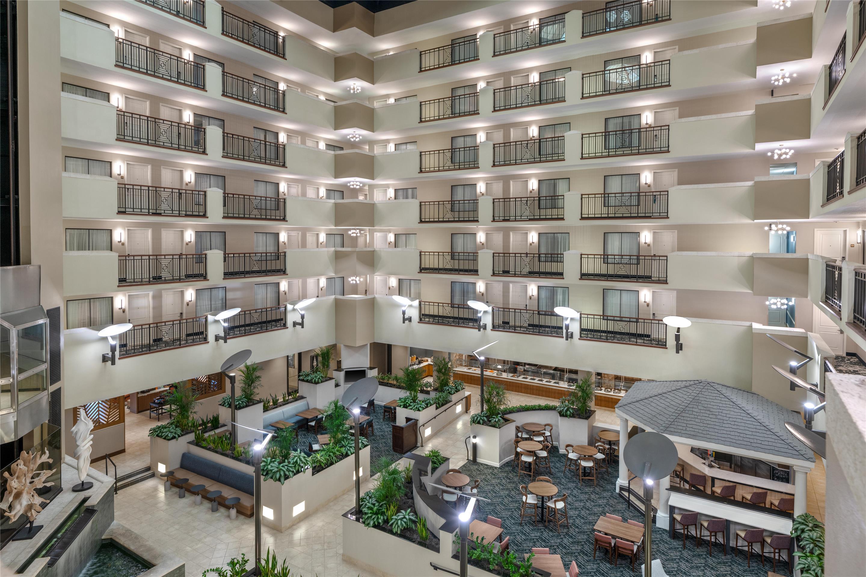 Lobby | Embassy Suites by Hilton Fort Myers Estero
