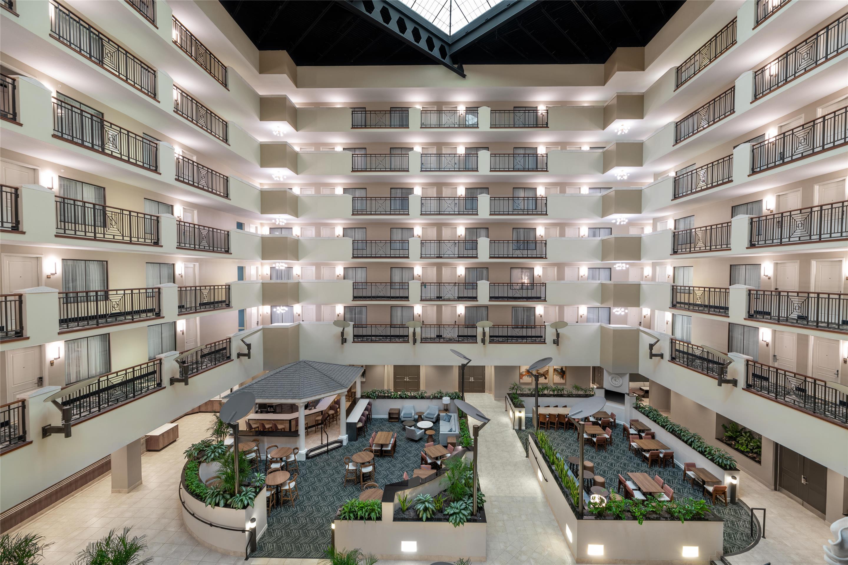 Lobby | Embassy Suites by Hilton Fort Myers Estero