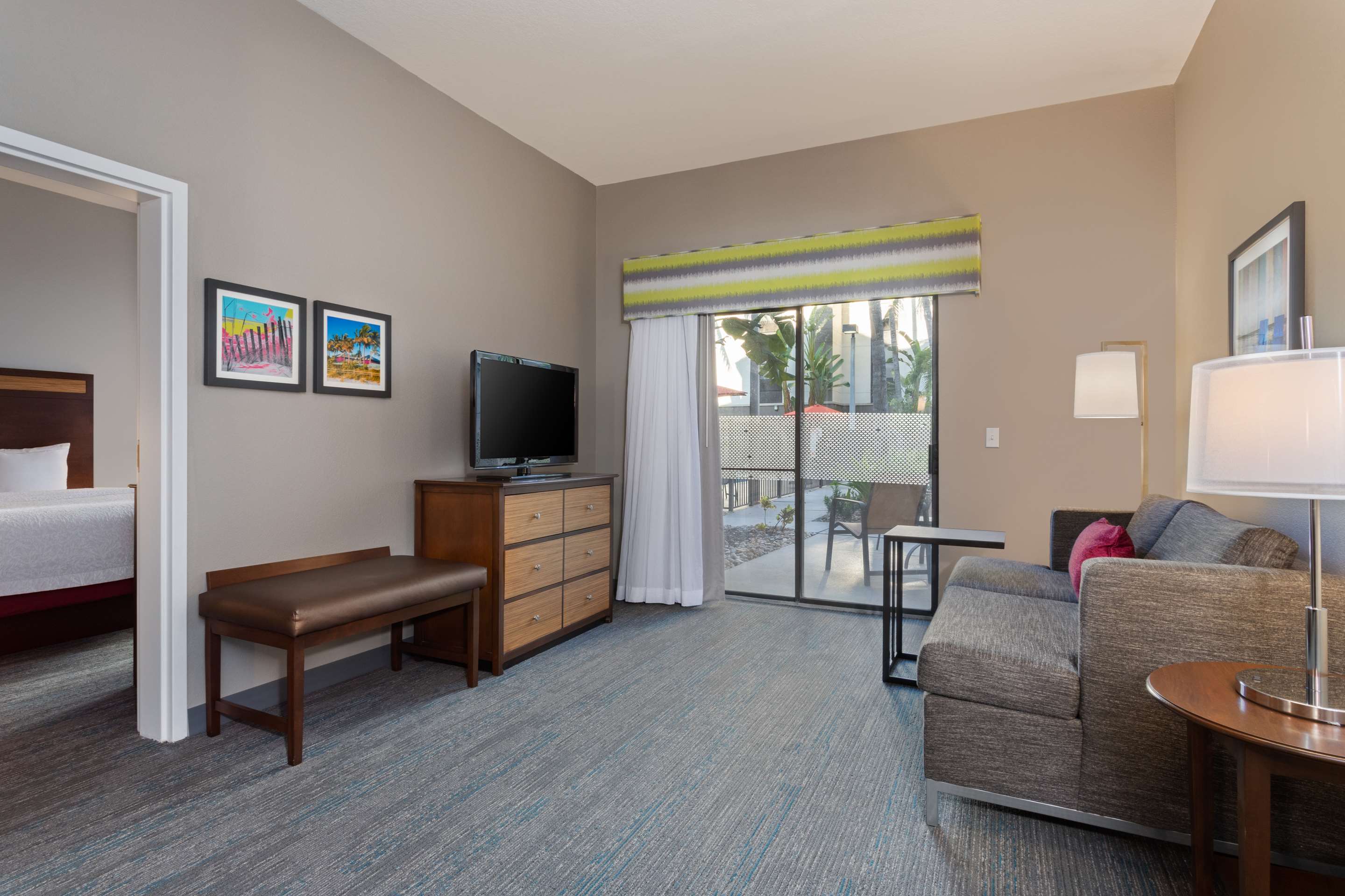 Guest room