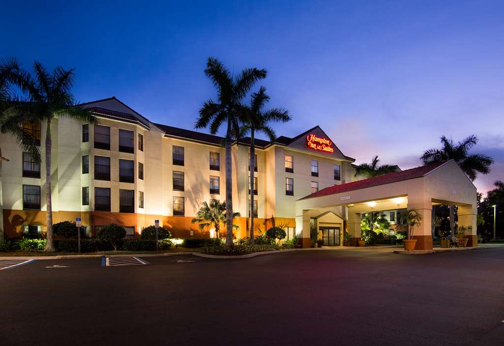 Hampton Inn & Suites Fort Myers Beach