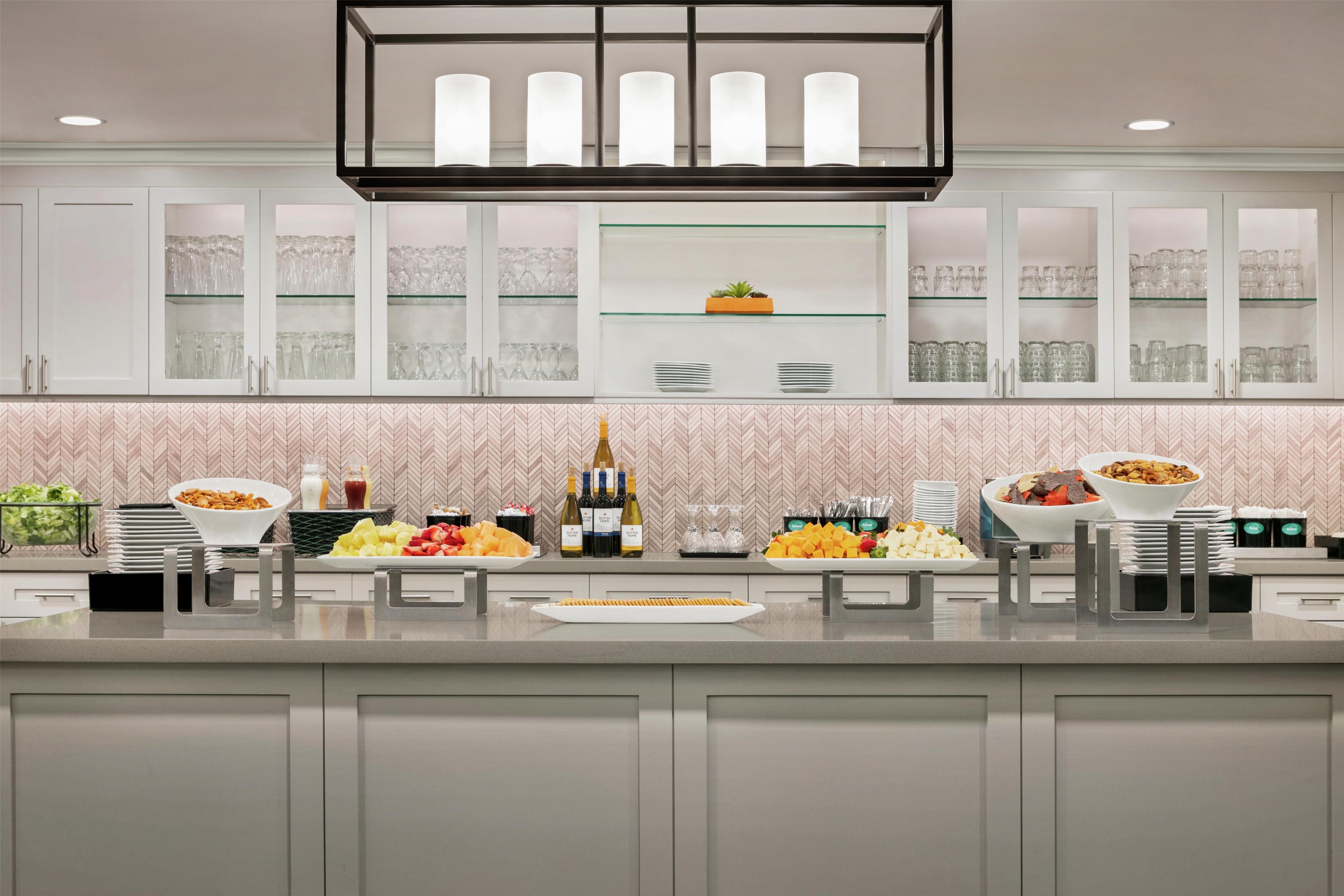 BarLounge | Homewood Suites by Hilton - Fort Myers